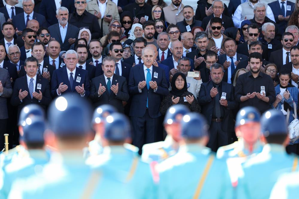 Tbmm'de Ökkeş Şendiller Için Tören Düzenlendi