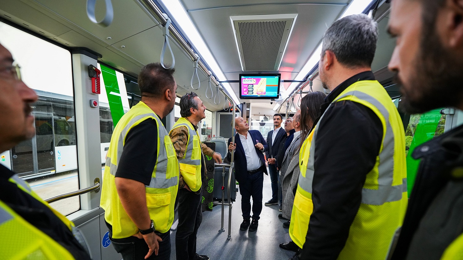 Toplu Taşımaya 20 Yeni Elektrikli Otobüs Geliyor (2)