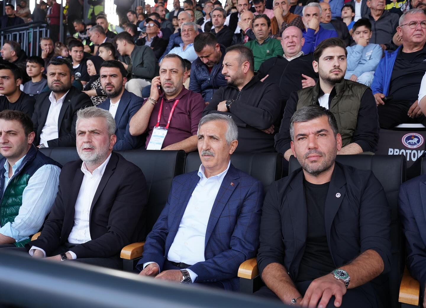 Vali Ünlüer, Kahramanmaraş İstiklalspor’un Galibiyetini Tribünden Takip Etti