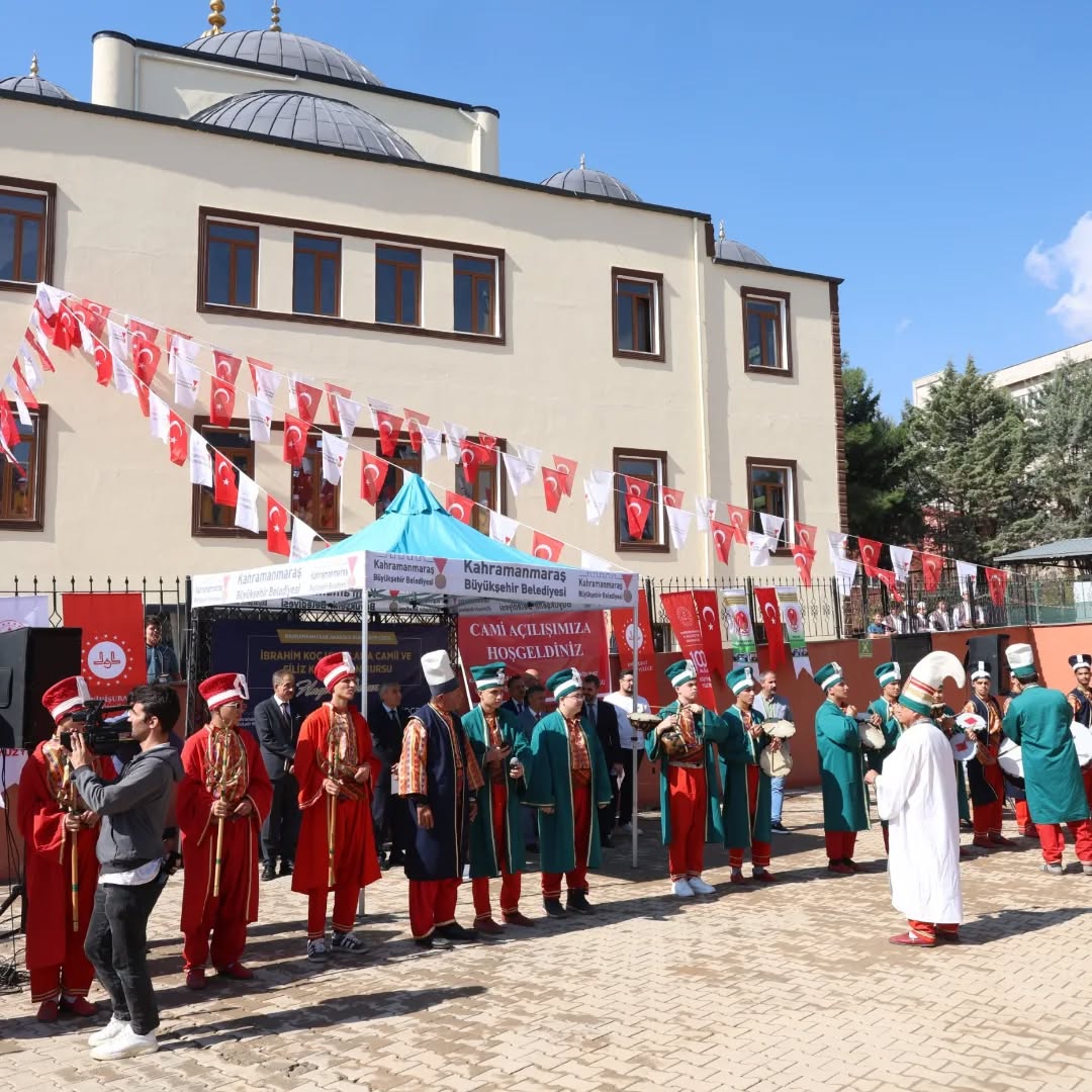 Vali Ünlüer, Kur’an Kursu Açılışına Katıldı1