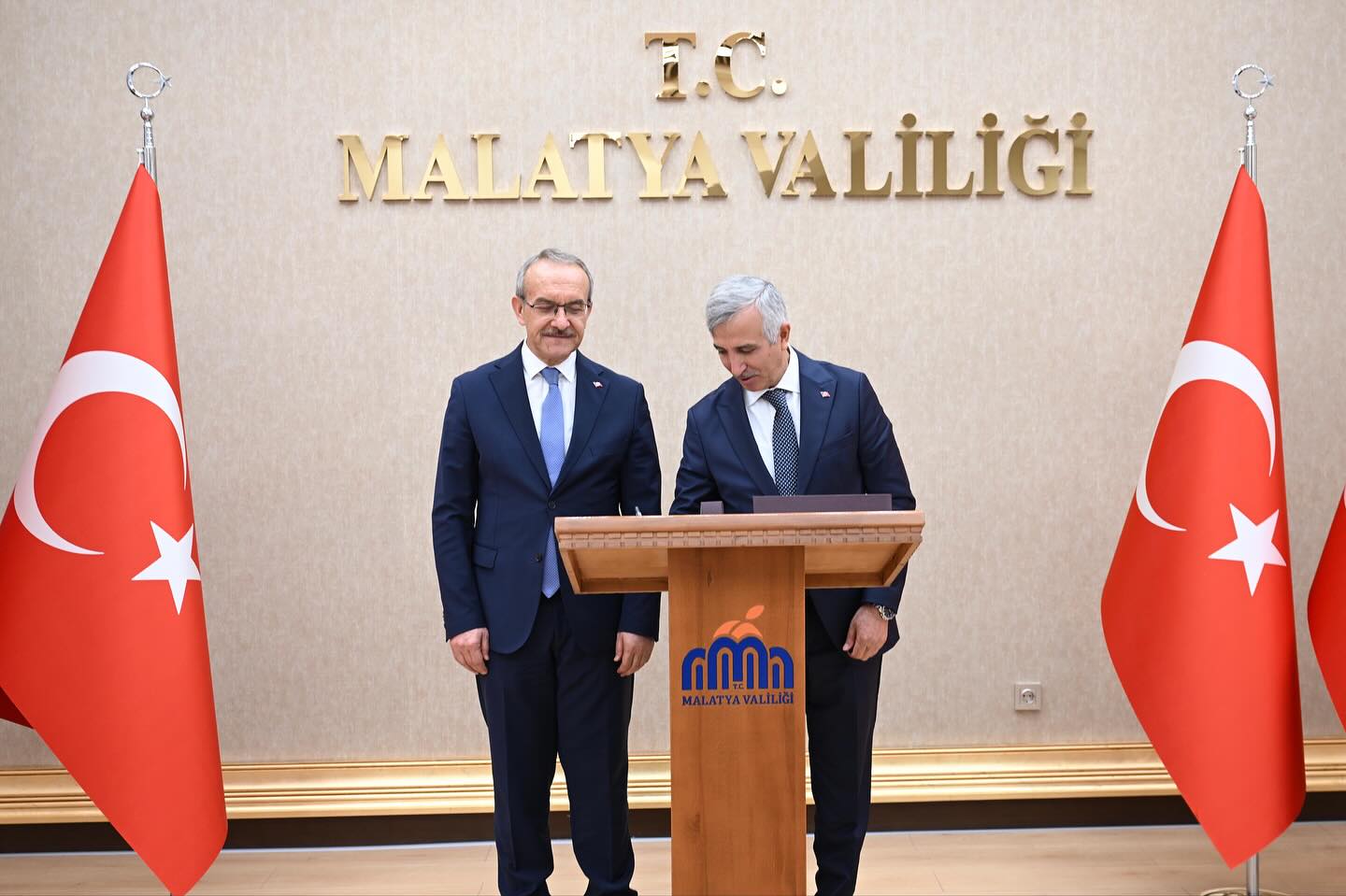 Vali Ünlüer'den Malatya Valisi Yavuz’a Ziyaret1