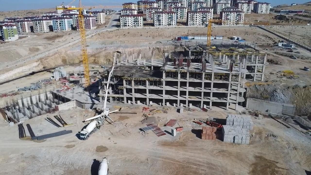 Yeni Afşin Devlet Hastanesi’nin İnşaatı Yükseliyor1