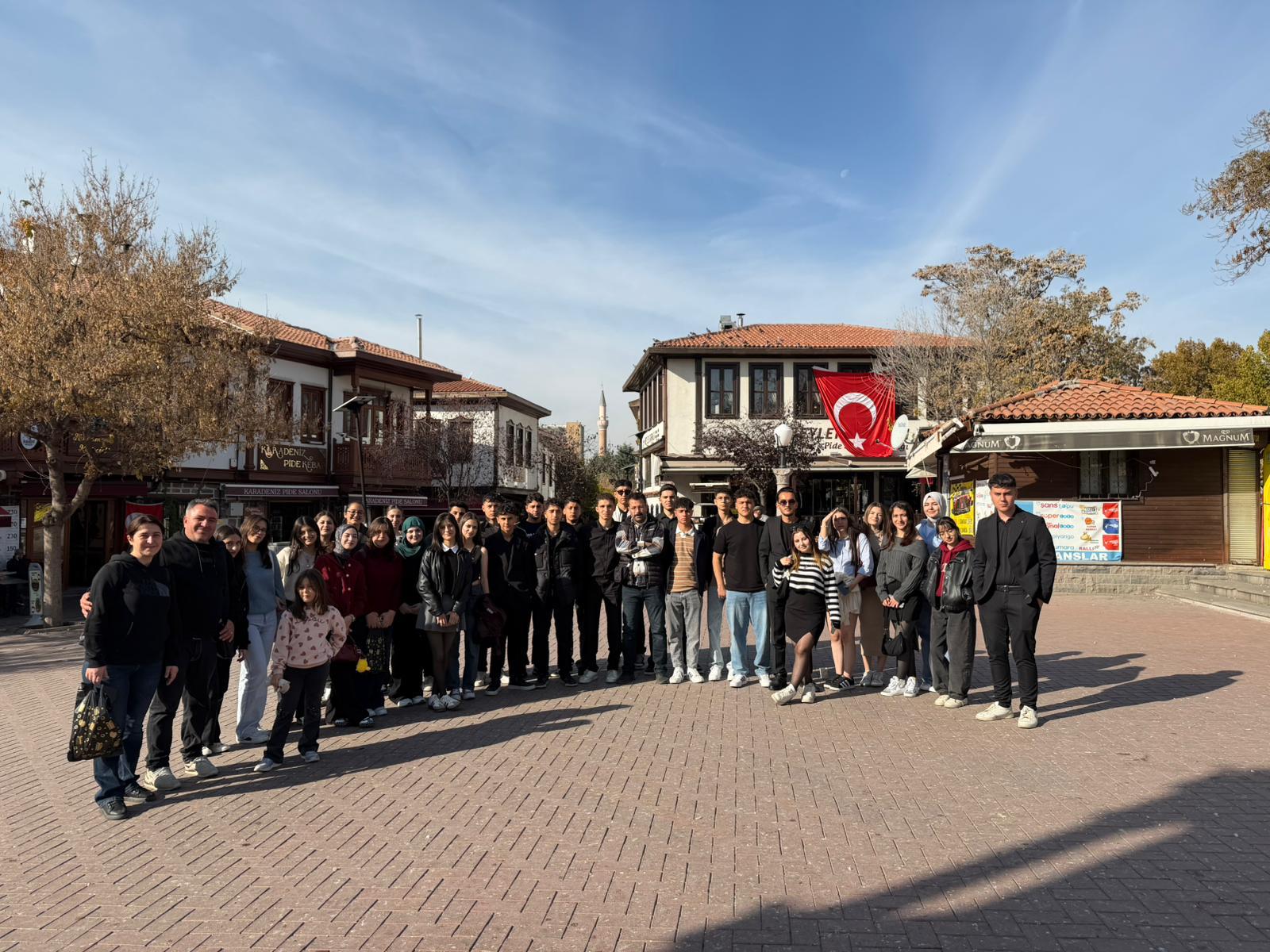 Afşin Anadolu Lisesi Öğrencilerinden Üç Şehri Kapsayan Kültür Gezisi (3)