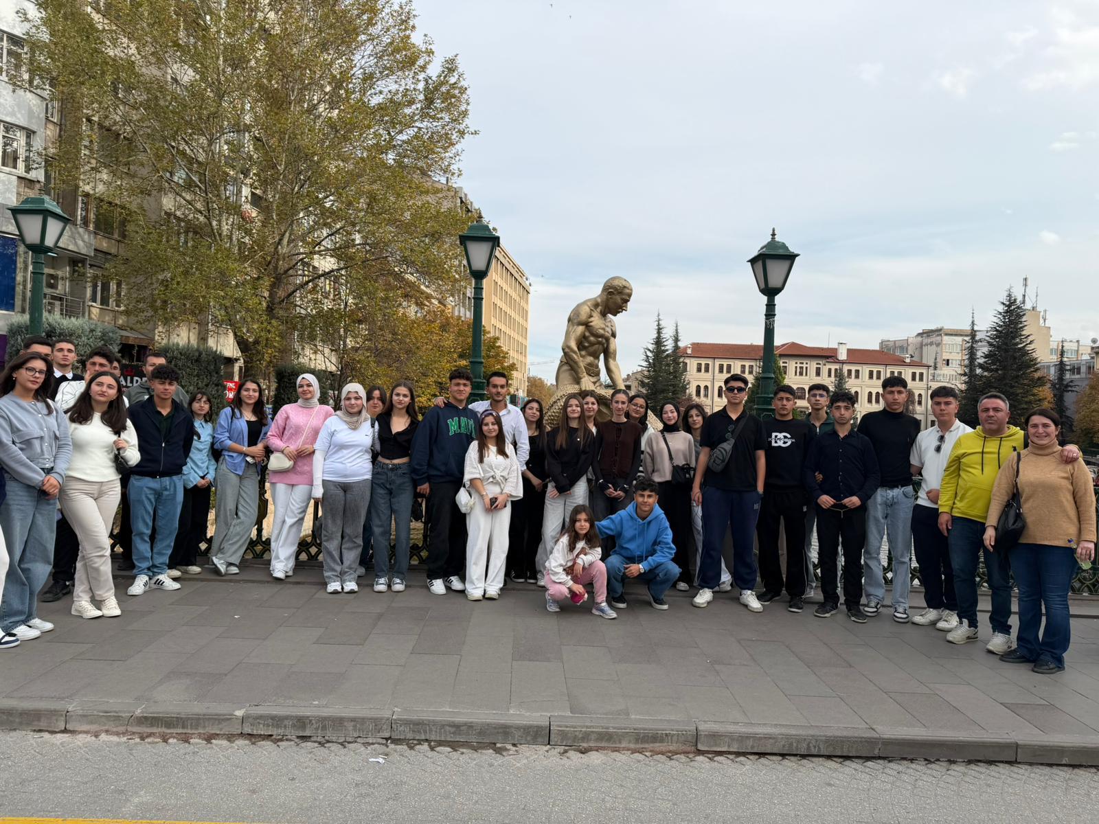 Afşin Anadolu Lisesi Öğrencilerinden Üç Şehri Kapsayan Kültür Gezisi (7)