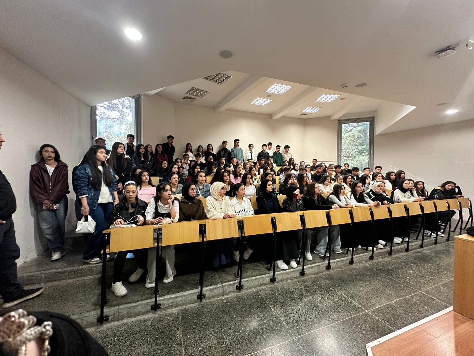 Afşin Fen Lisesi Öğrencileri Ankara’da Tarih Ve Akademiyle Buluştu5