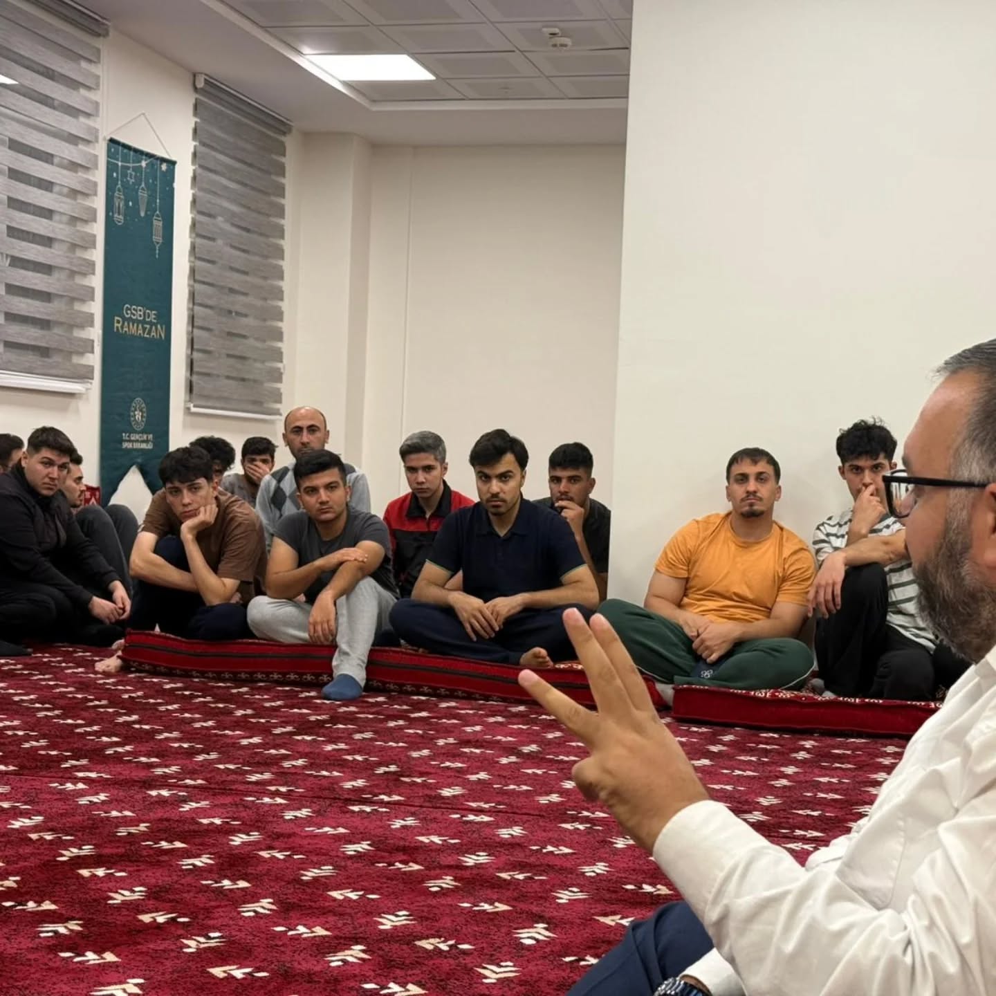 Afşin Kyk Yurdu’nda “Aklıma Takılanlar” Atölyesinde Tecrübe Paylaşımı Gerçekleştirildi4