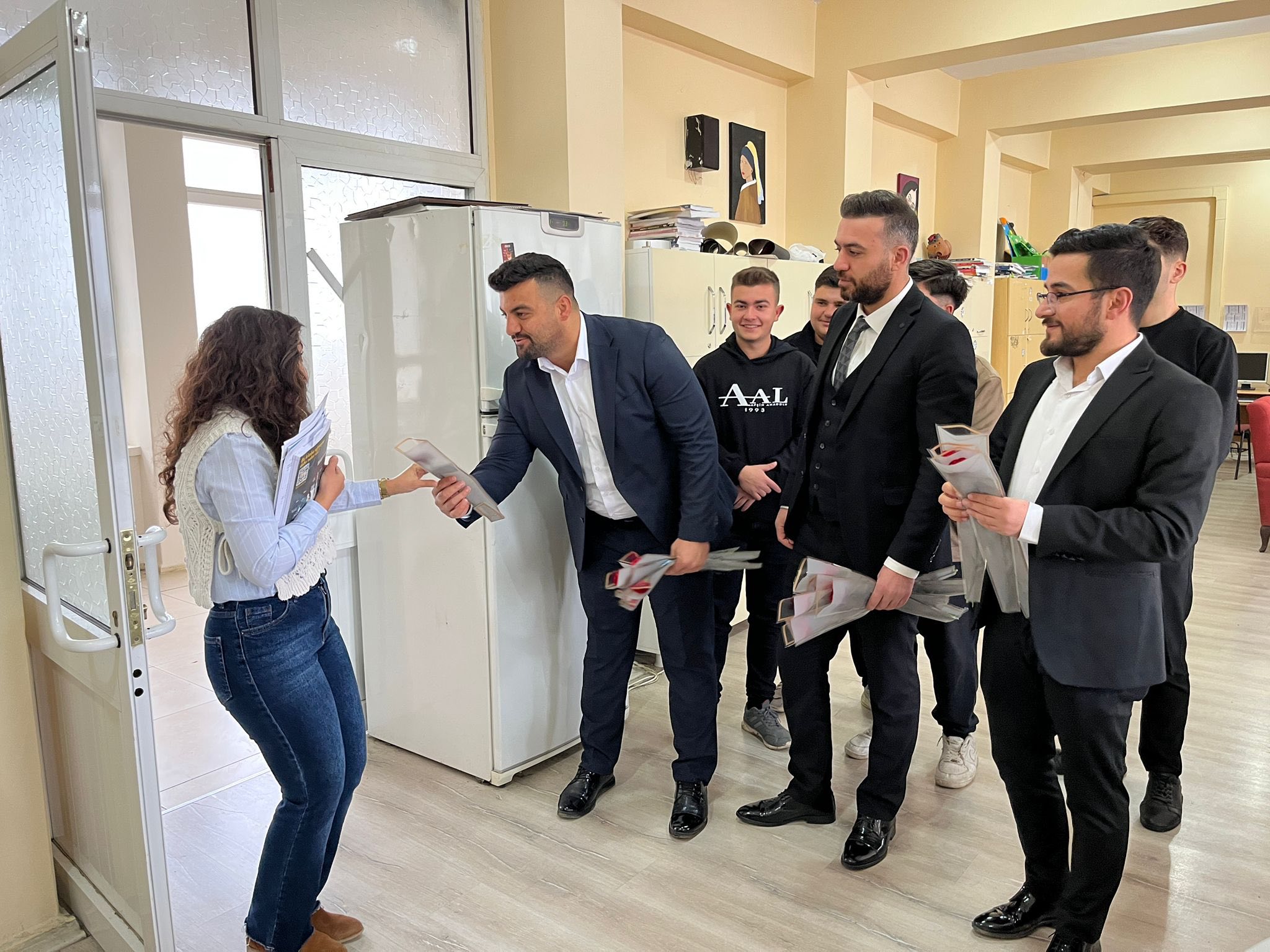 Afşin Ülkü Ocakları, 24 Kasım’da Öğretmenleri Unutmadı2