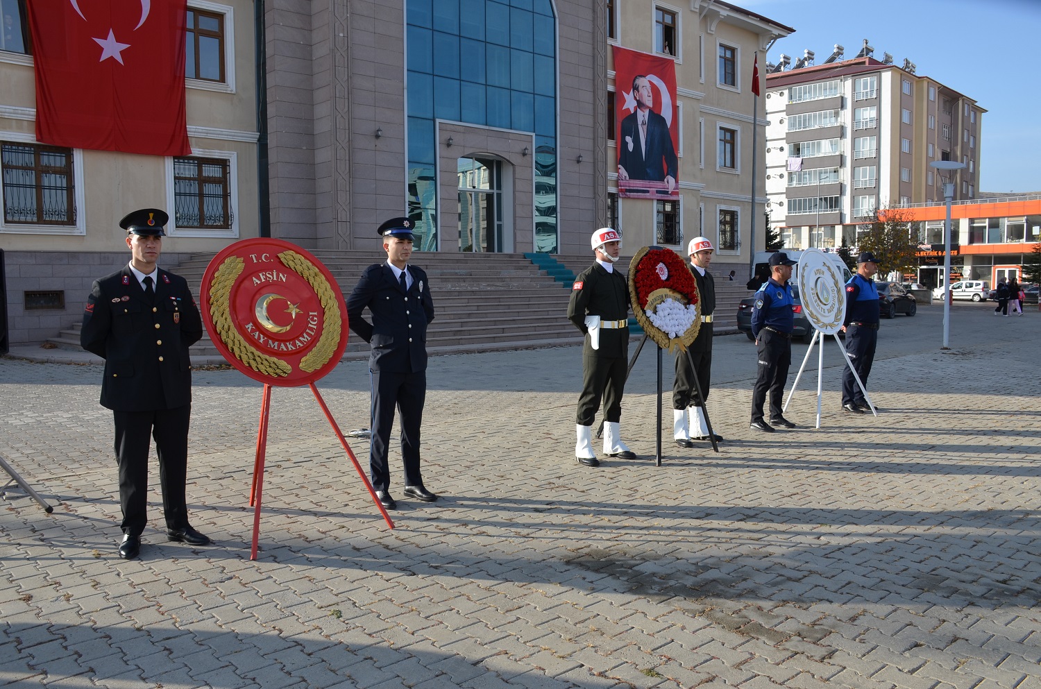 Afşin’de 10 Kasım’da Hayat Bir Kez Daha Durdu (8)-1