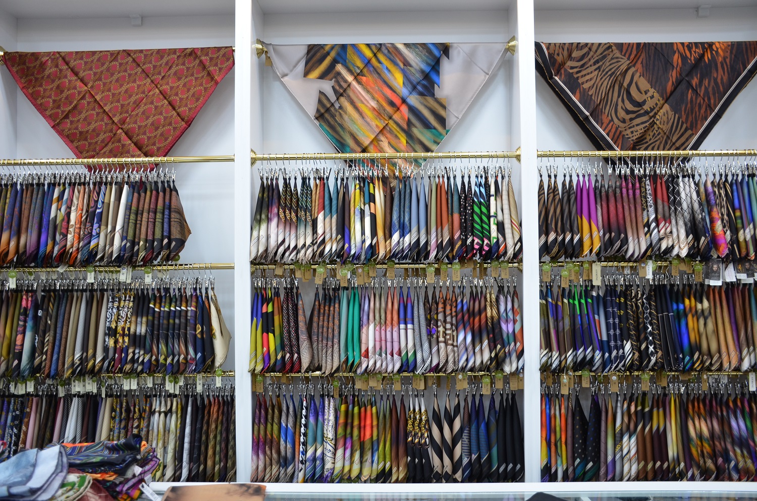 Afşin’de Altın Eşarp Ve Tesettür Hizmete Açıldı (1)