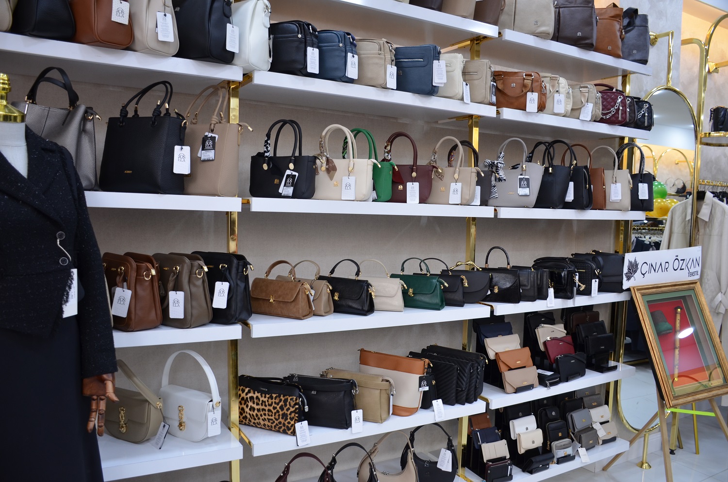 Afşin’de Altın Eşarp Ve Tesettür Hizmete Açıldı (6)