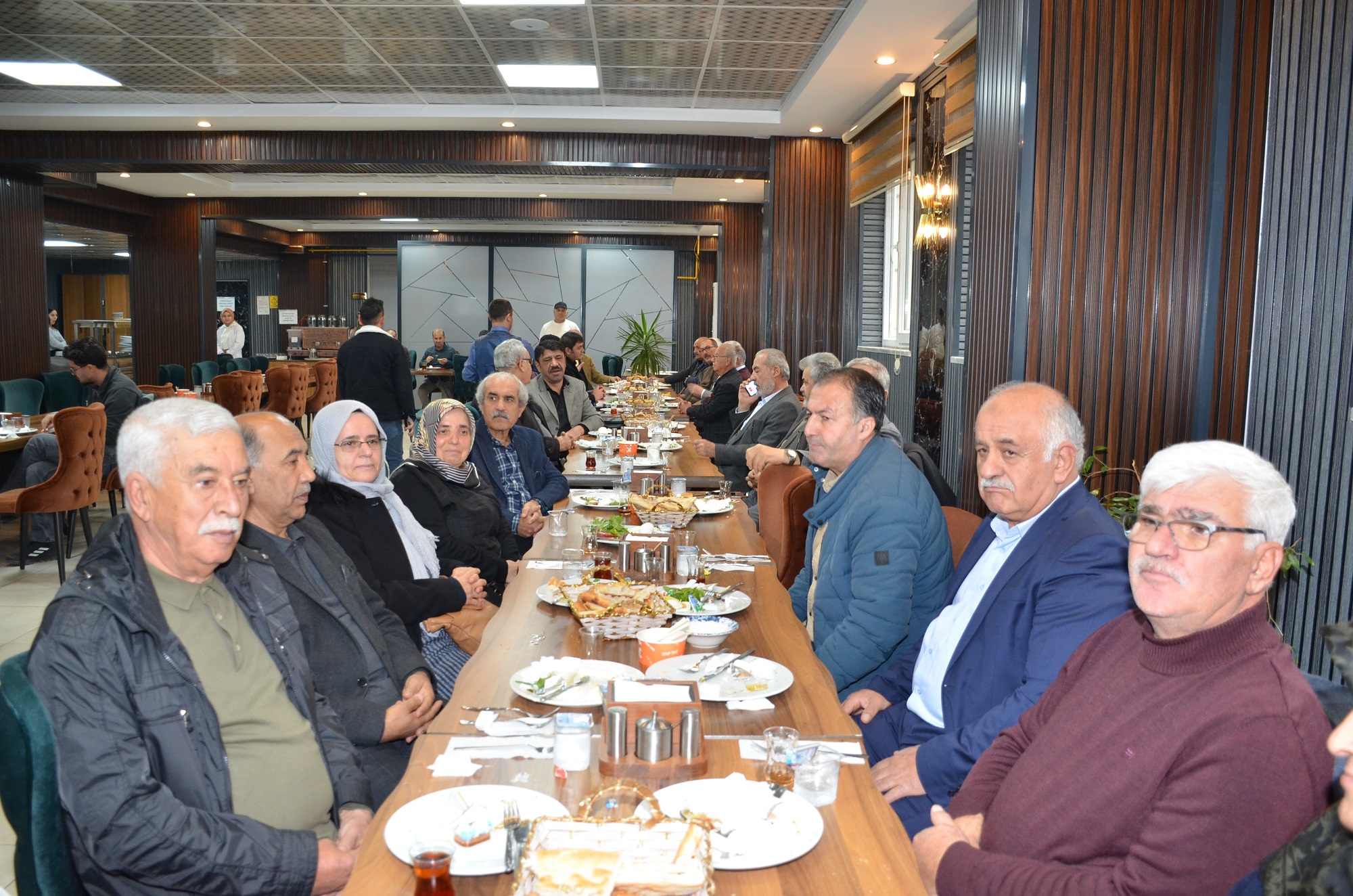 Afşin’de Emekli Öğretmenlere 24 Kasım’da Anlamlı Buluşma (9)