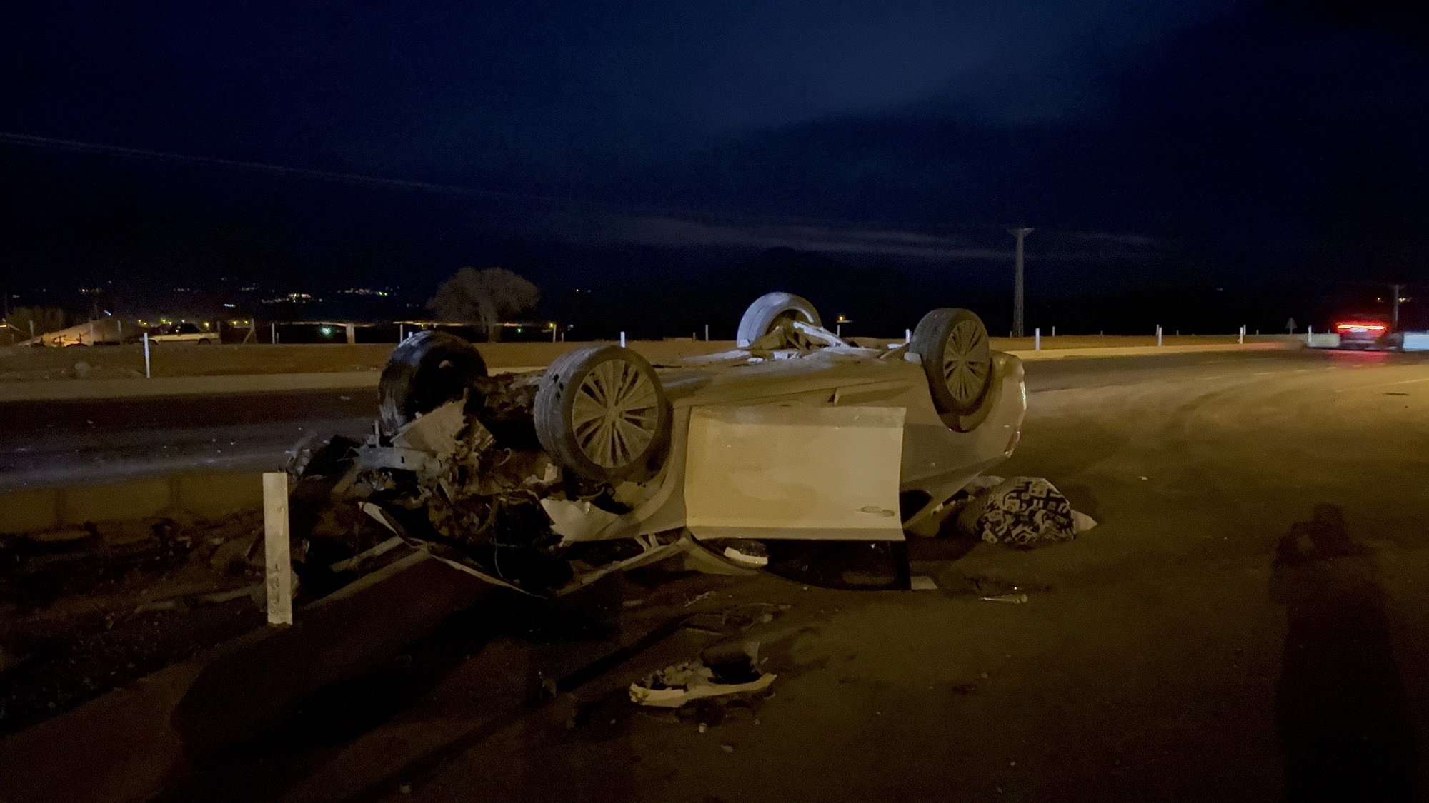 Afşin’de Feci Kaza Otomobil İkiye Ayrıldı (6)