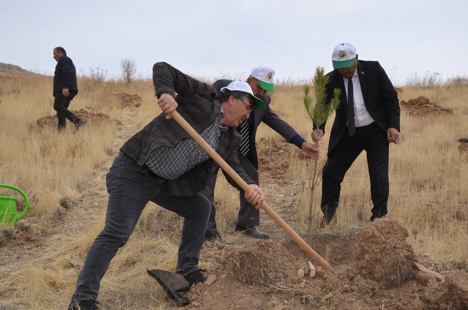 Afşin’de Milli Ağaçlandırma Günü’nde Fidan Dikimi Yapıldı (14)-2