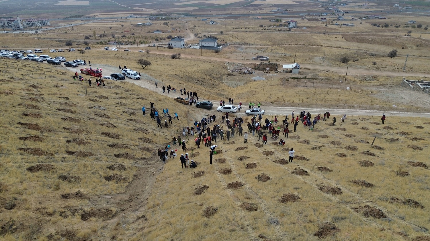 Afşin’de Milli Ağaçlandırma Günü’nde Fidan Dikimi Yapıldı (18)-1