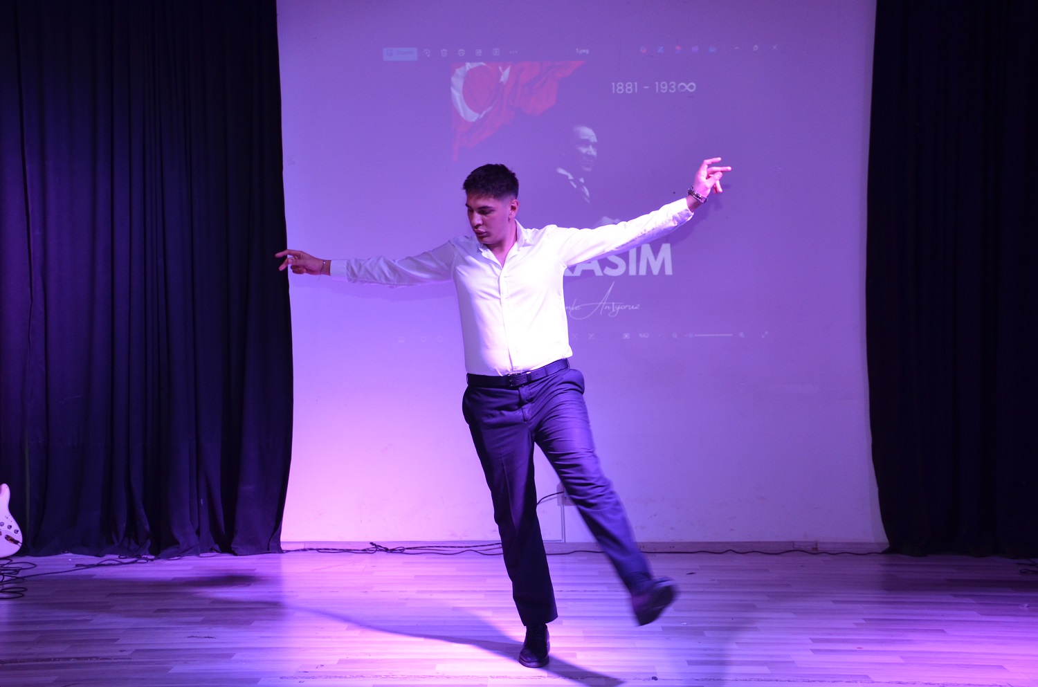 Afşin’de Öğrencilerle 10 Kasım Anma Programı Gerçekleşti (14)