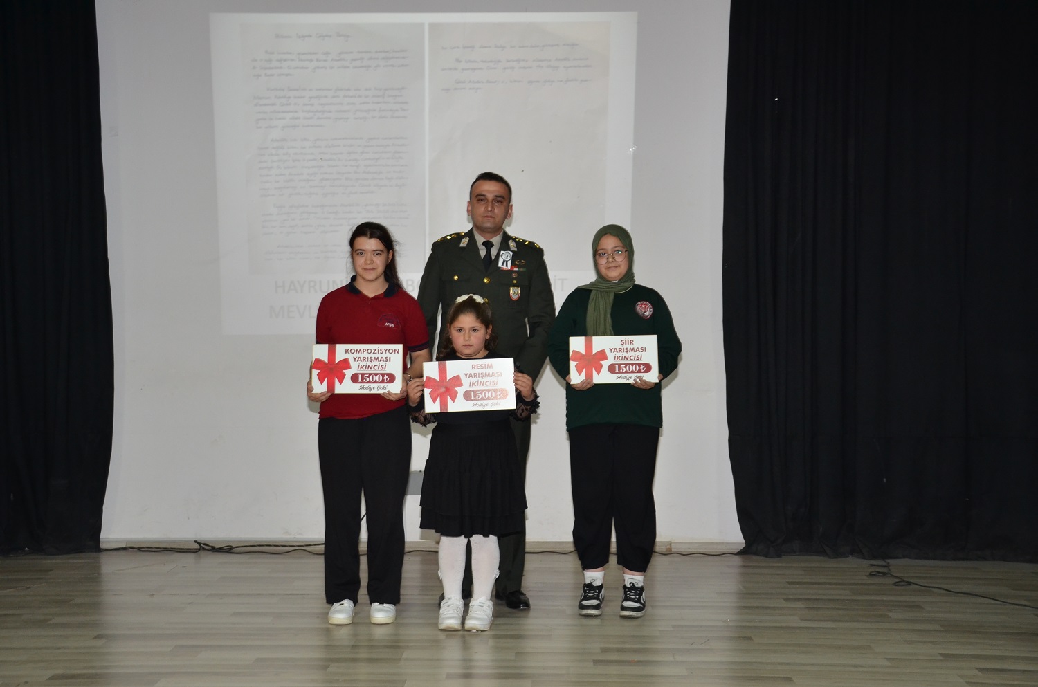 Afşin’de Öğrencilerle 10 Kasım Anma Programı Gerçekleşti (18)