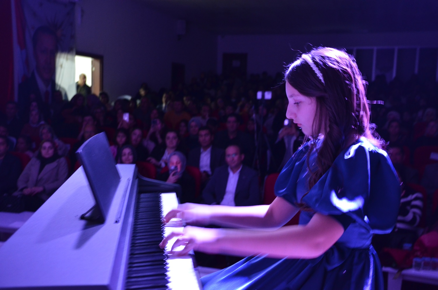 Afşin’de Piyano Resitali Sanatseverleri Büyüledi (11)