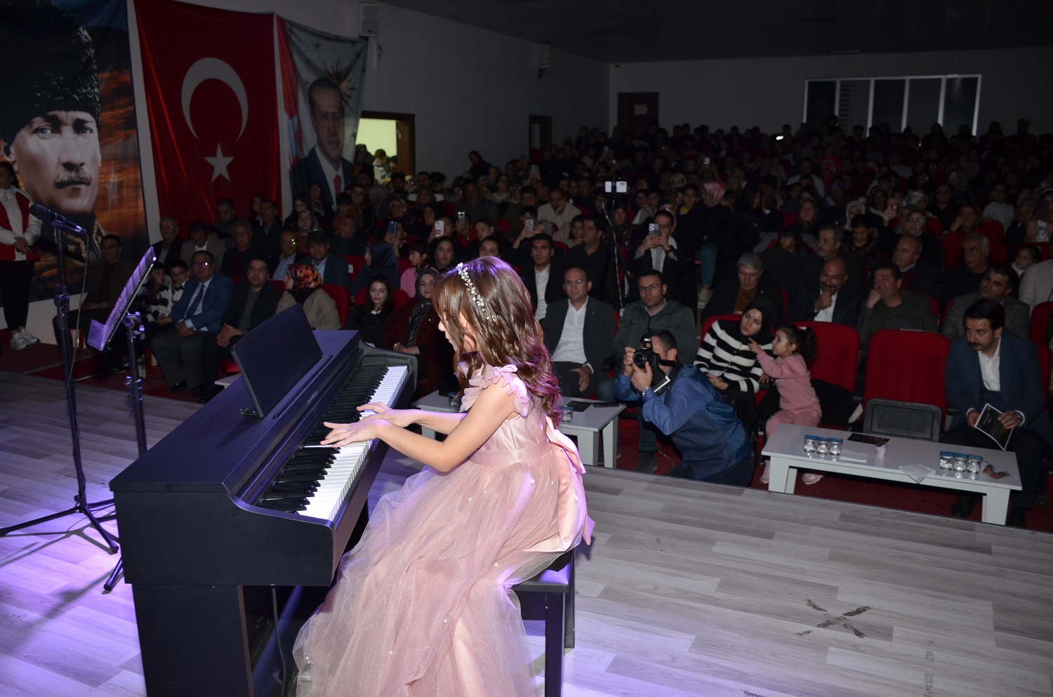 Afşin’de Piyano Resitali Sanatseverleri Büyüledi (5)