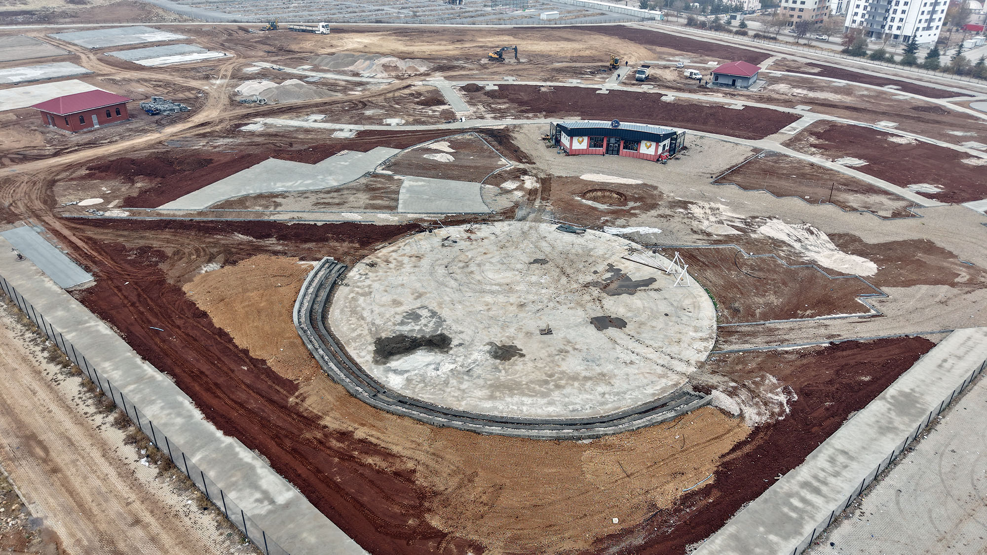 Afşin’e Yeni Nefes; Millet Bahçesi Baştan Sona Yenileniyor (2)