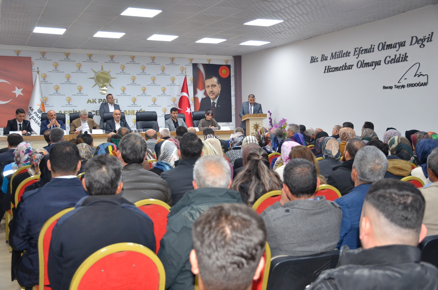 Ak Parti Afşin İlçe Başkanlığı Danışma Toplantısı Geniş Katılımla Gerçekleştirildi (2)