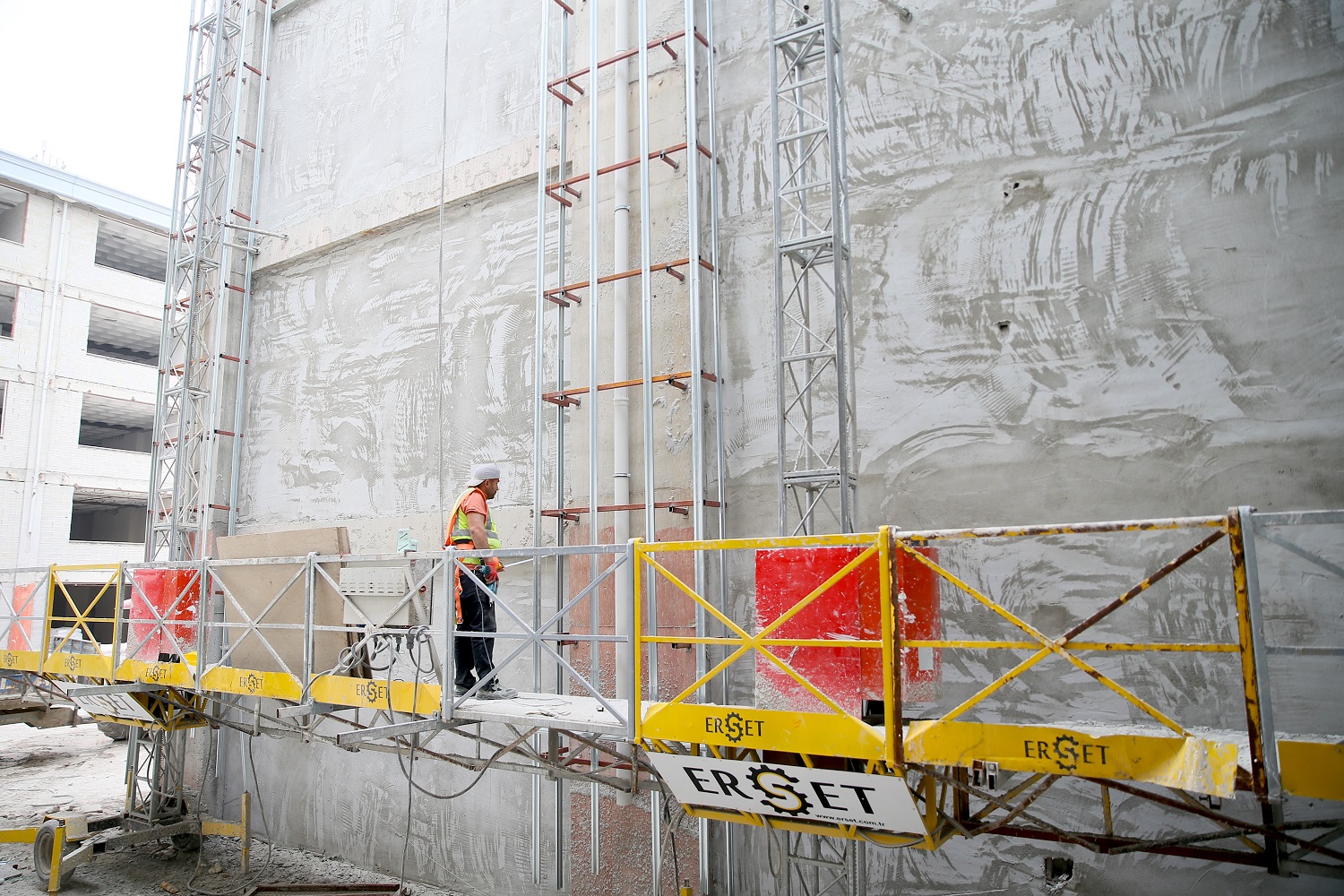 Altınşehir Depremin Yıl Dönümünde Yeniden Üretime Başlayacak (8)