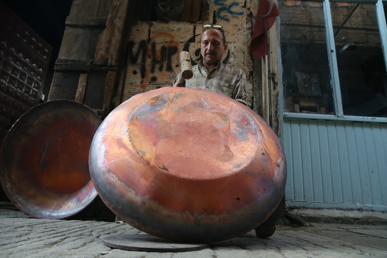 Bakırcılığın Kahramanmaraş'taki Son Temsilcileri Mesleği Yaşatmaya Çalışıyor (4)