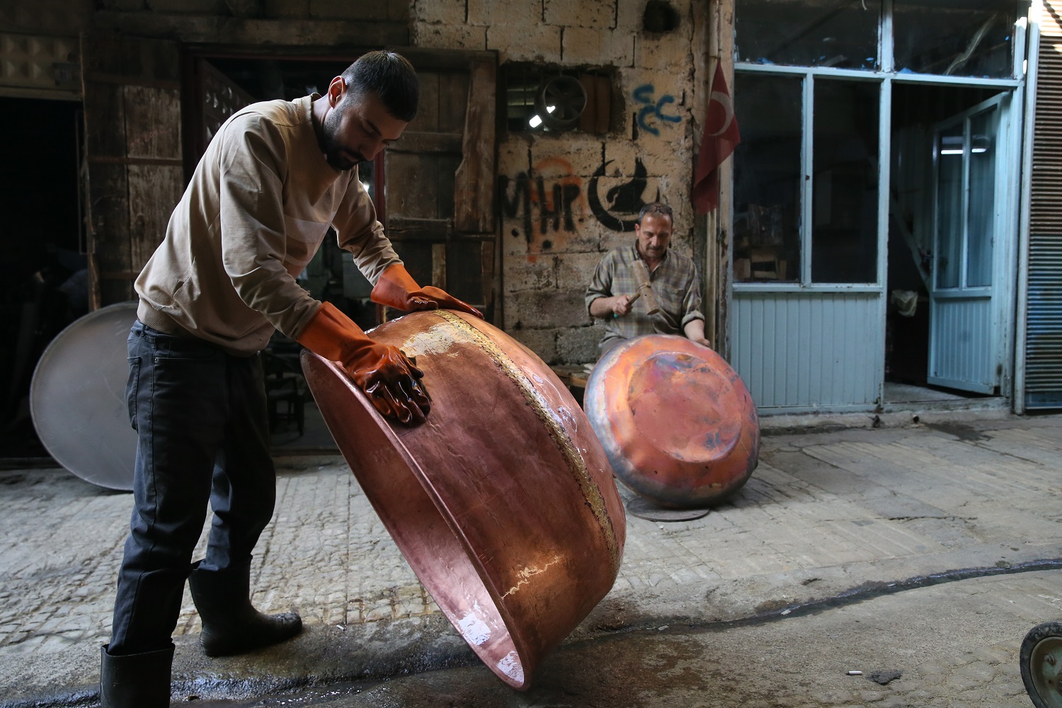 Bakırcılığın Kahramanmaraş'taki Son Temsilcileri Mesleği Yaşatmaya Çalışıyor (5)