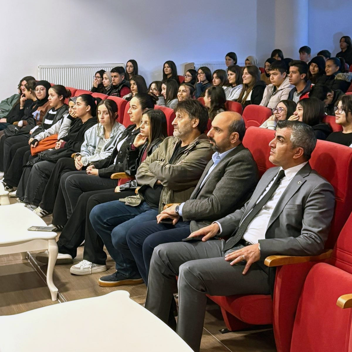 Büyükşehir’den Andırın Ve Pazarcık’ta Çocuklar İçin Özel Gösteri (1)