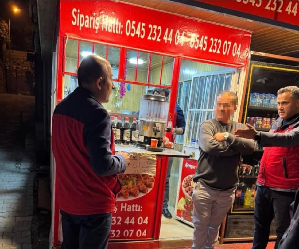 Çiğköfteye Deterjan Kabıyla Sos Döken Esnafa 250 Bin Tl Ceza İş Yeri Kapatılıp Kaldırıldı 5