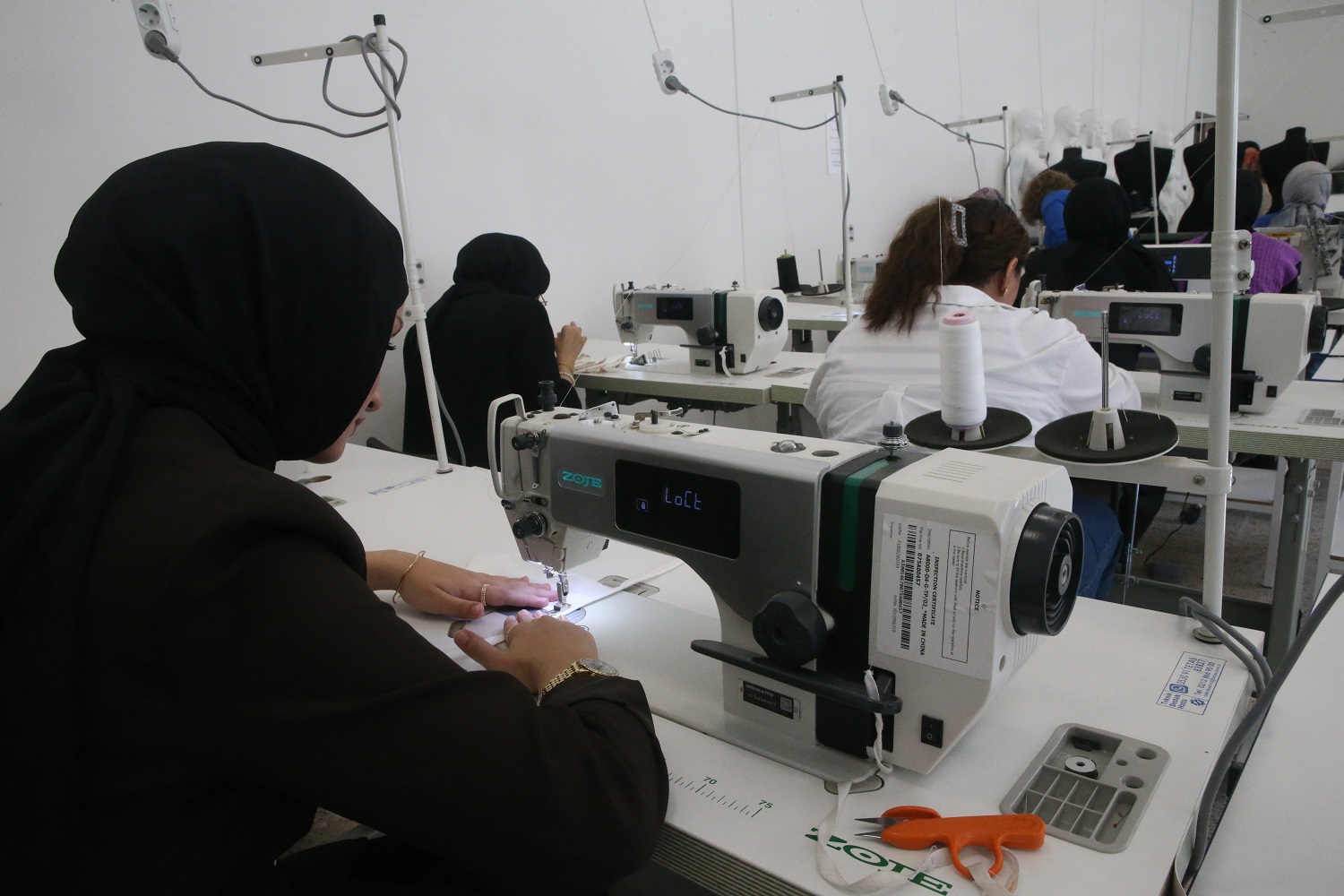 Çocuk Ve Ebebk Kıyafetleri Ihrac Ediliyor (3)