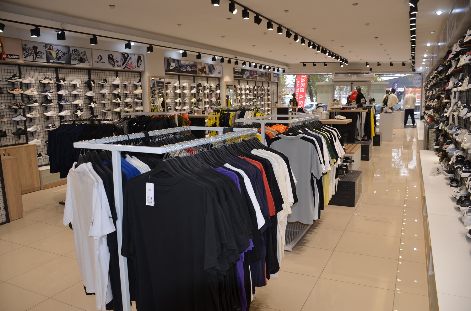 Dünyaca Ünlü Markalar Tek Çatı Altında (22)