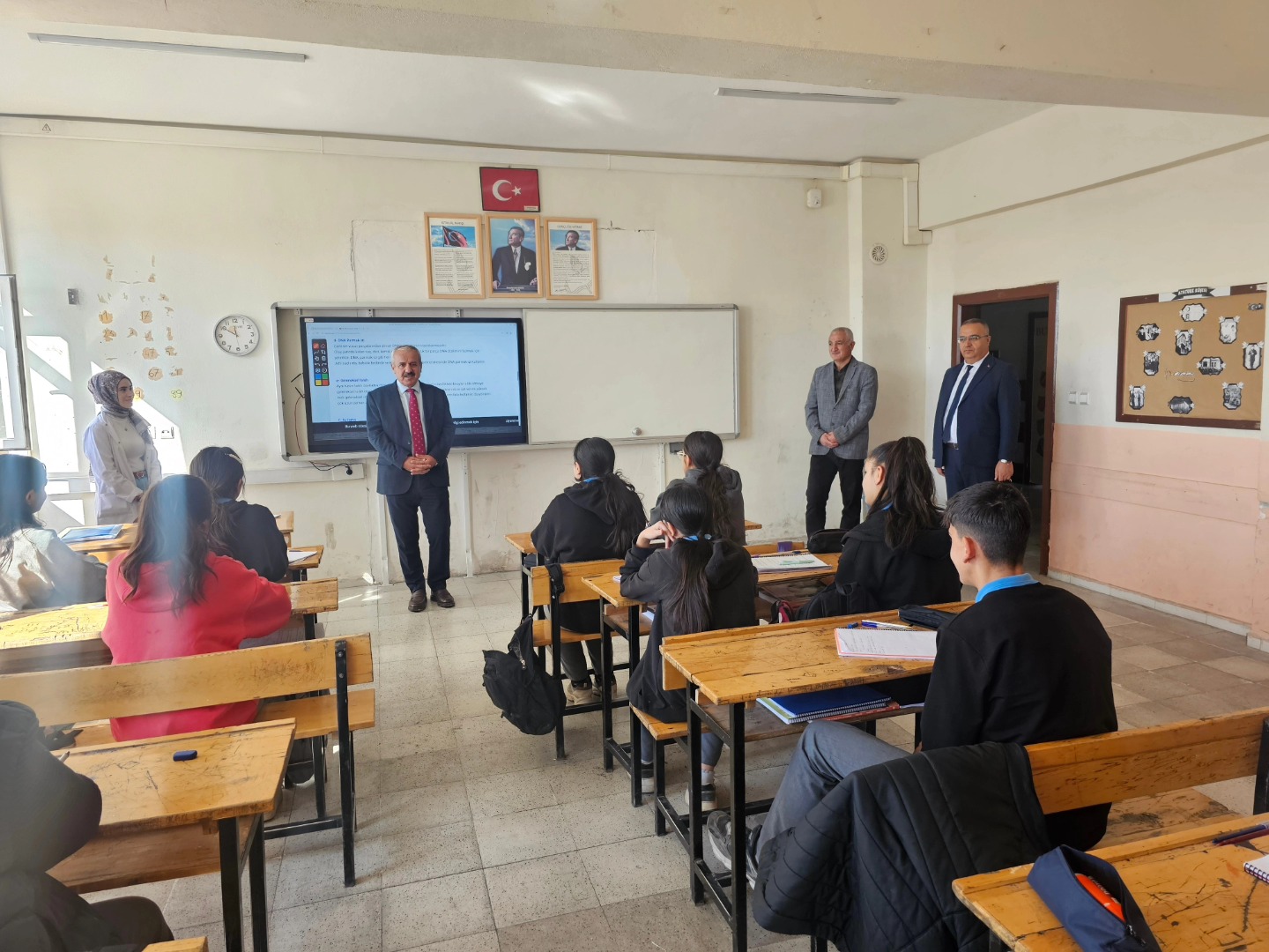 Elbistan İlçe Milli Eğitim Müdürlüğünden Doğanköy Şehit Uğur Kartal İlk Ve Ortaokuluna Ziyaret2