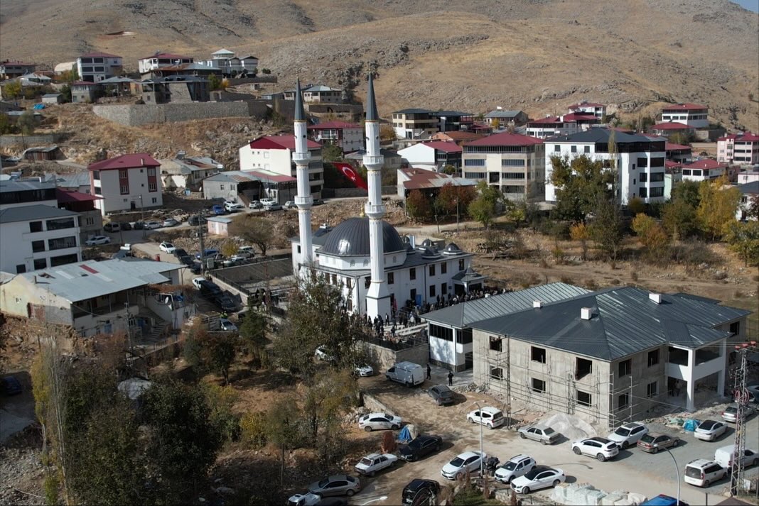 Elbistan Karahasanuşağı Mahallesi Yusuf Gül Camii Dualarla Açıldı6
