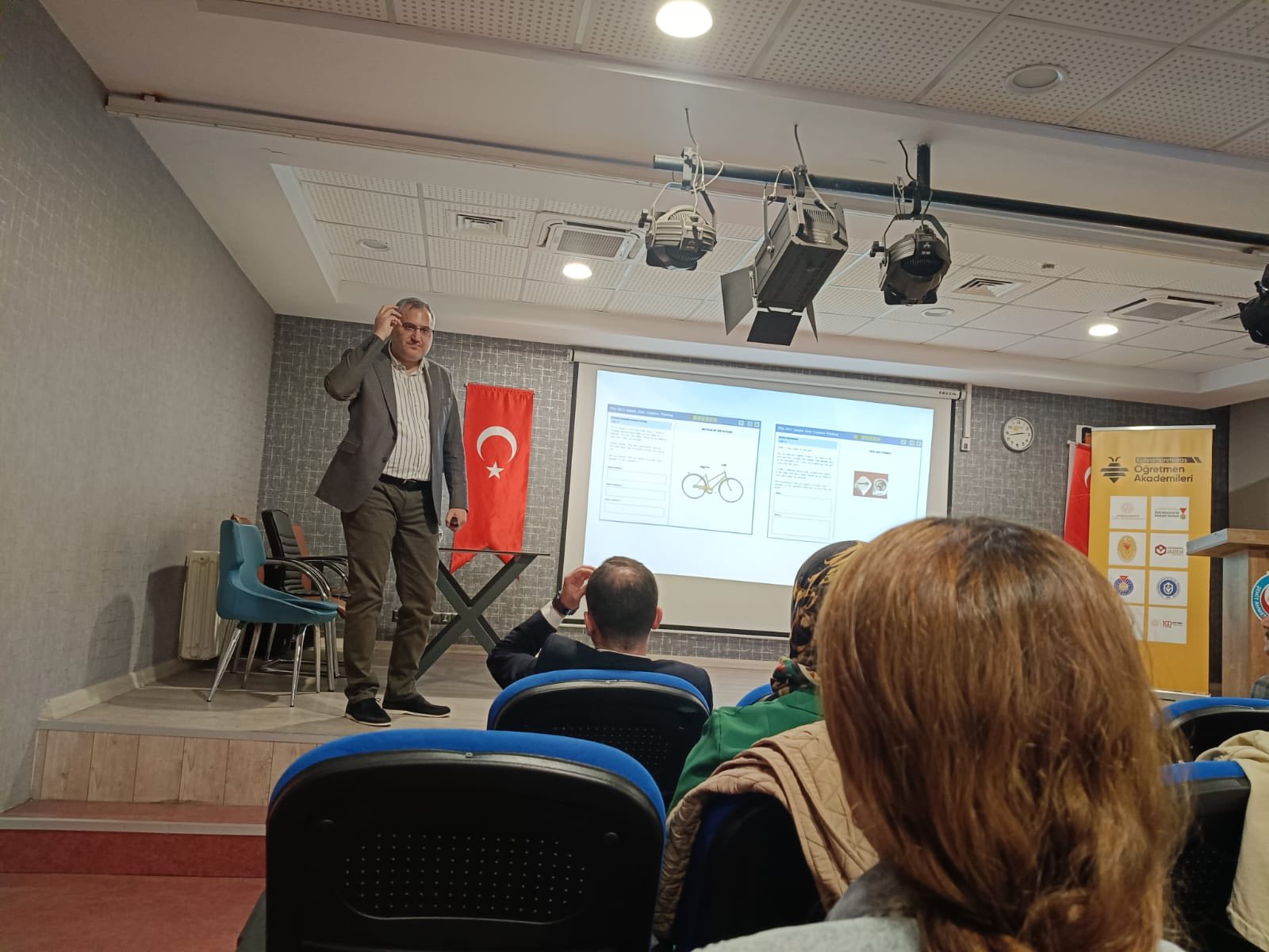 Felsefe Ve Düşünce Akademisi’nde Bilimin Doğası Konuşuldu1