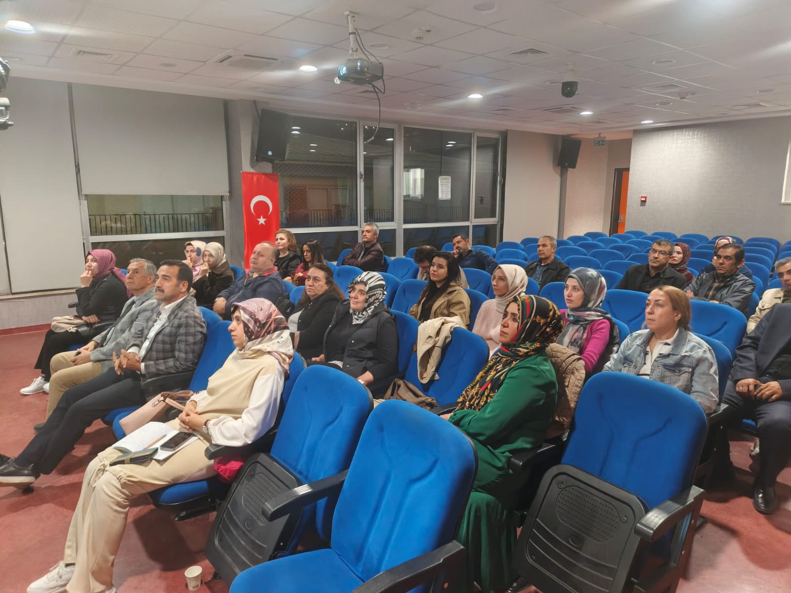 Felsefe Ve Düşünce Akademisi’nde Bilimin Doğası Konuşuldu2