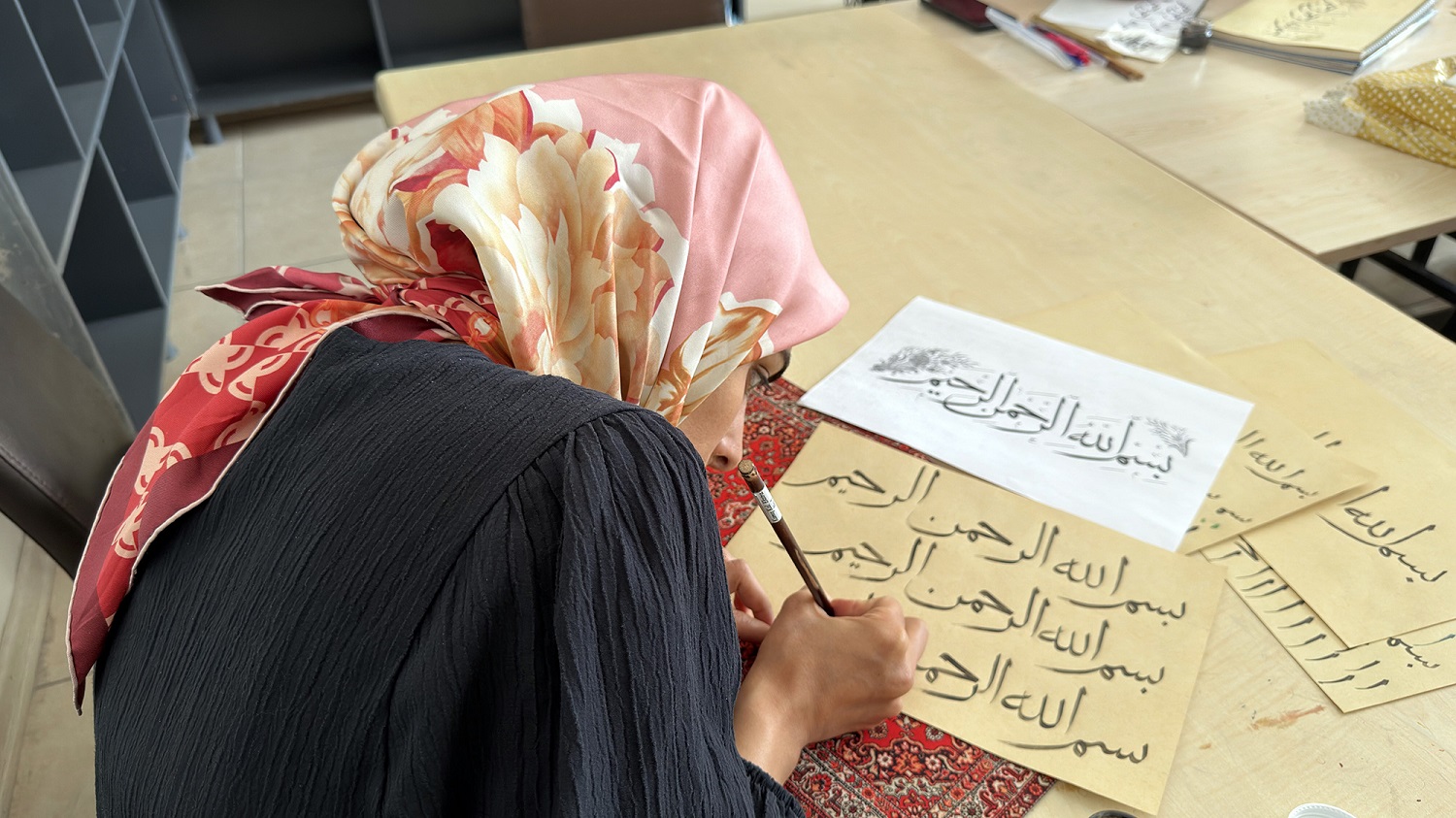 Geleneksel Hat Sanatının İncelikleri Kamek’te Hayat Buluyor (1)