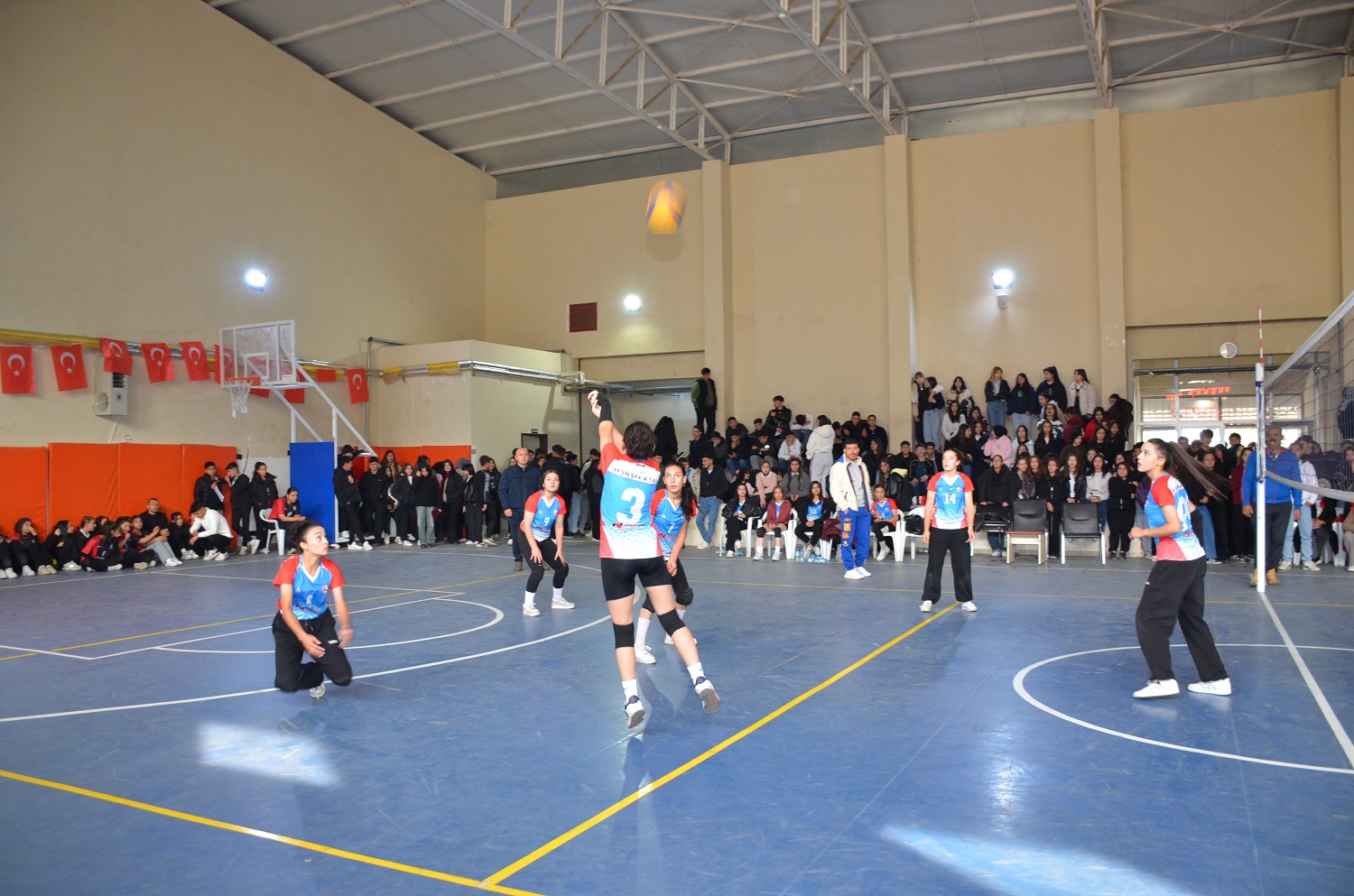 Gençler Kız Voleybol Şampiyonu Afşin Anadolu Lisesi Oldu (4)
