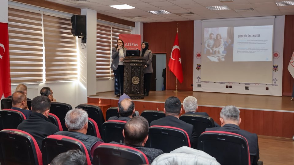 “Güven Toplumunun İnşası; Şiddetin Anatomisi Ve Çözüm Yolları Eğitimi” Konferansı Düzenlendi4