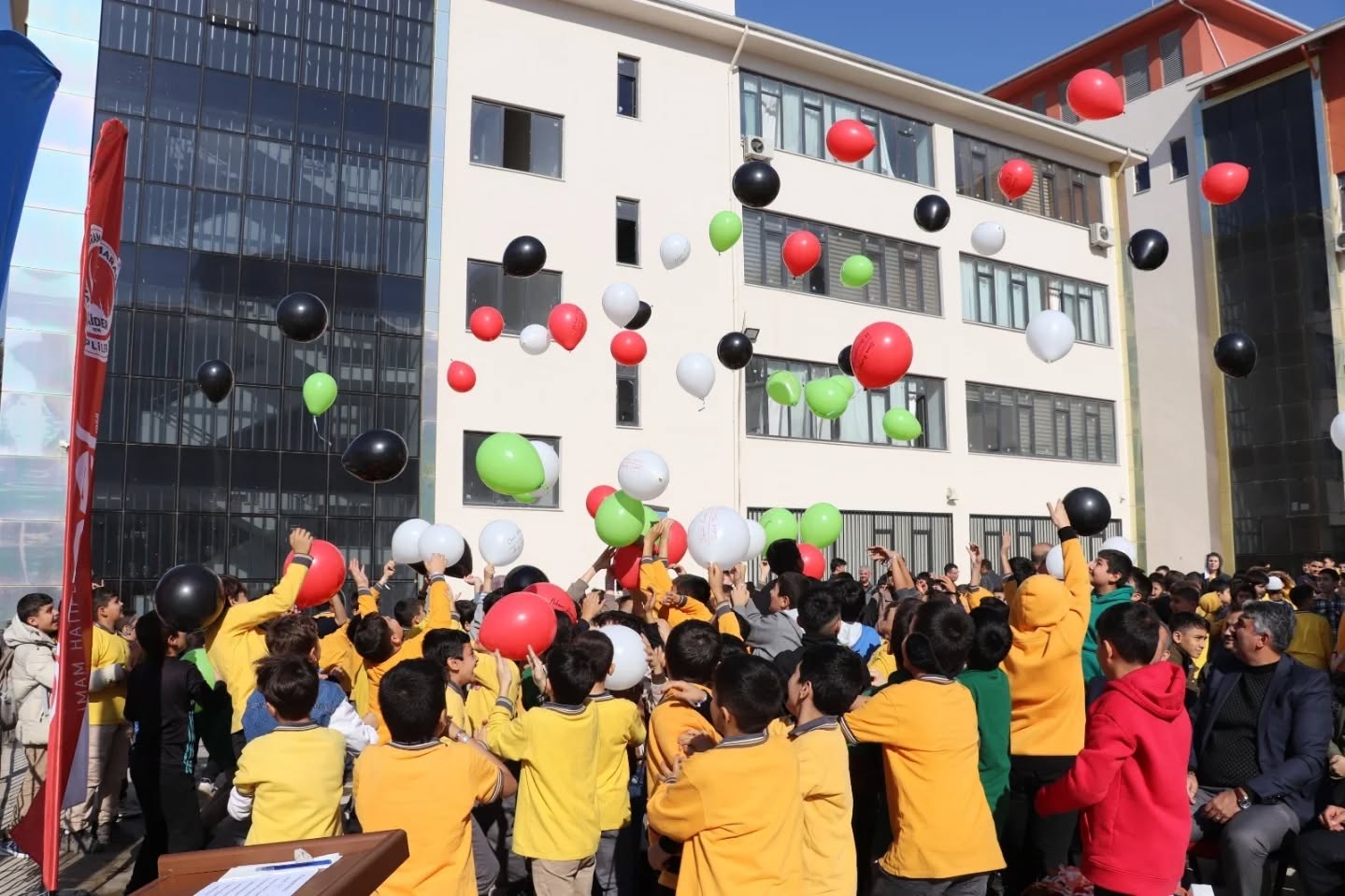 Kahramanmaraş İmam Hatip Lisesinde Gazze Şehitleri Anısına Fidan Dikimi2