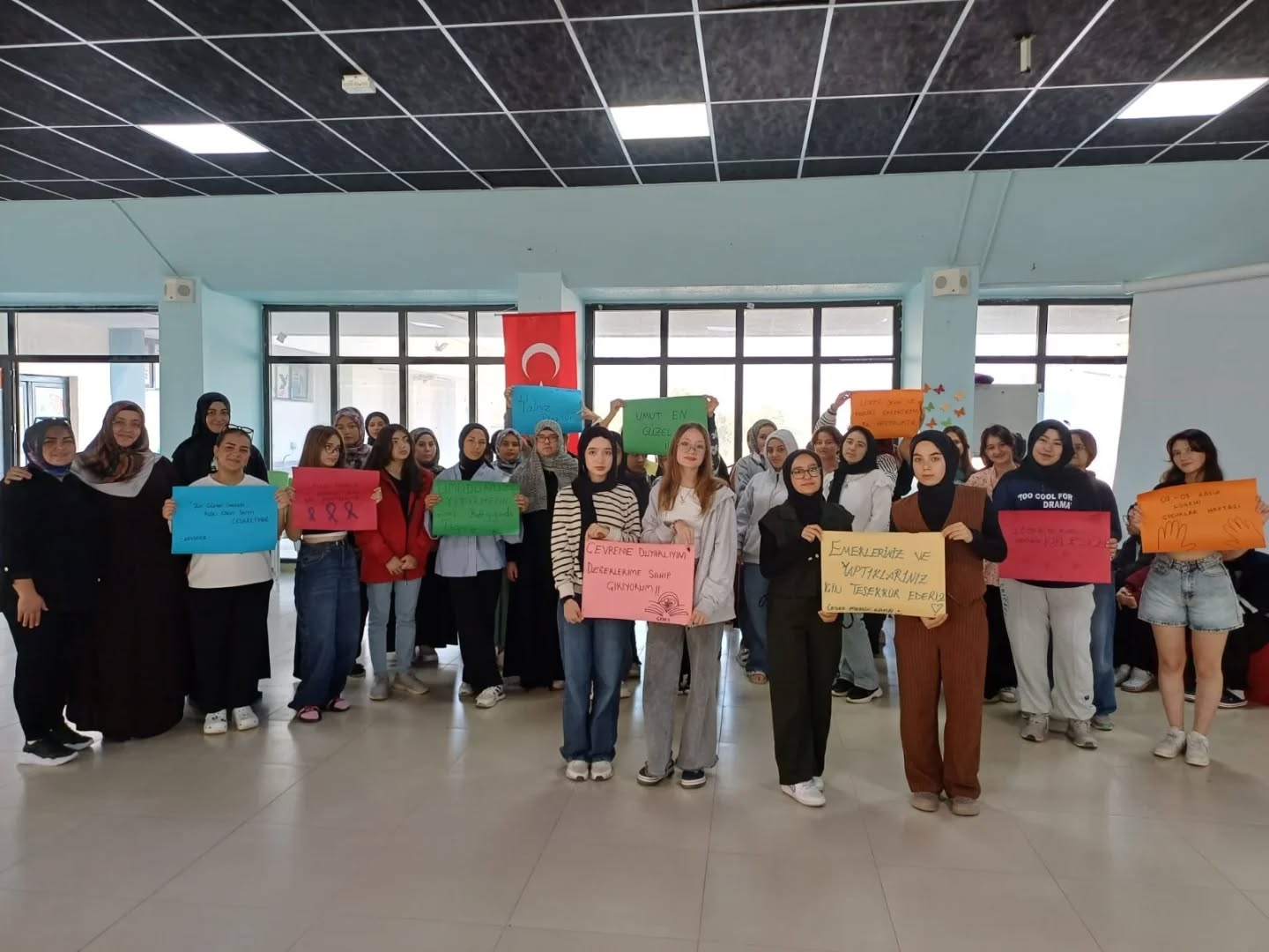 Kahramanmaraşlı Öğrenciler Mersin Çedes Gençlik Kampında1