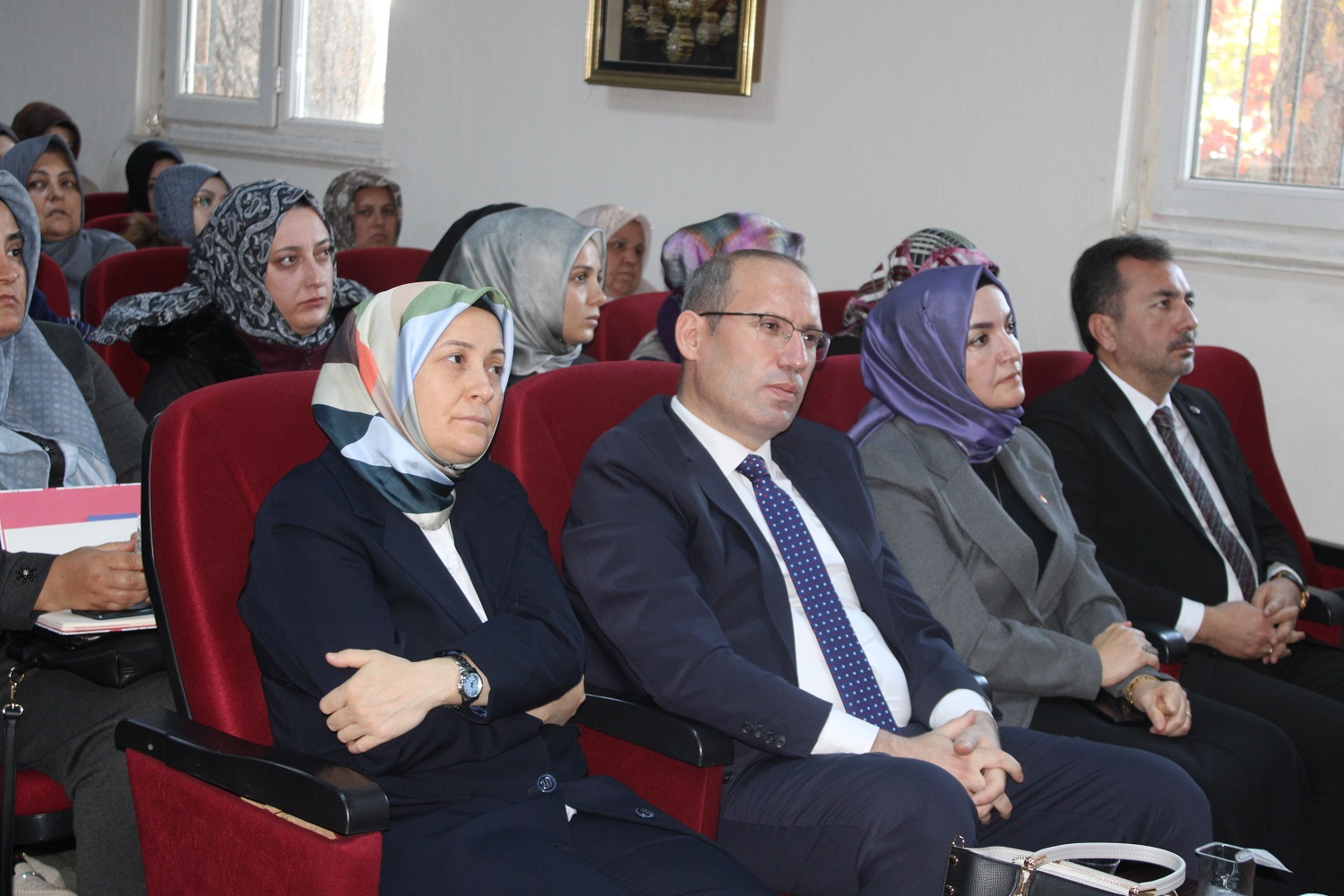 Kahramanmaraş’ta Kadınlara Şiddet Ve Güven Toplumu Eğitimi Verildi (2)