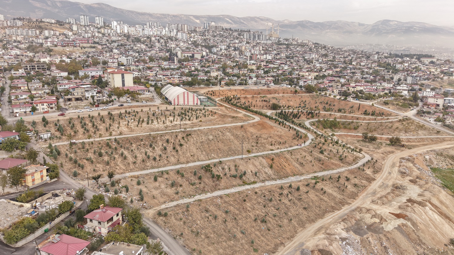 Kahramanmaraş'ta Karbon Emiliminin Artırılması İçin 75 Dönüm Alan Ağaçlandırılıyor (4)