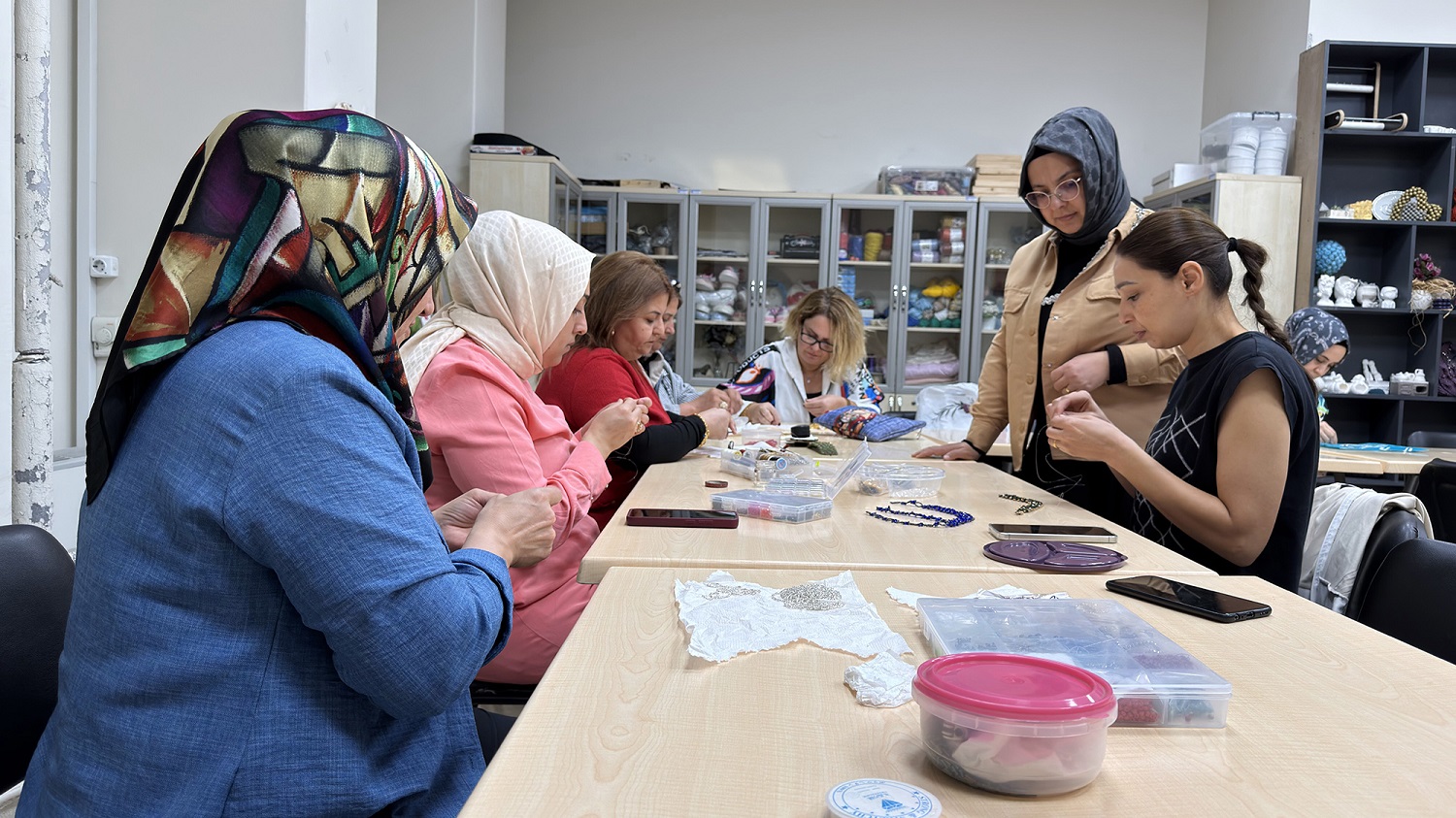 Kamek’in Takı Tasarım Kursunda Hobiler Mesleğe Dönüşüyor (3)