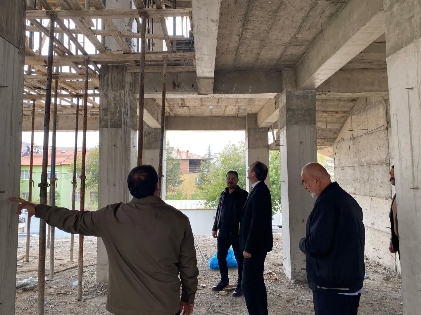 Kaymakam Sarıdoğan, Gedikbaşı Camii Çalışmalarını İnceledi1