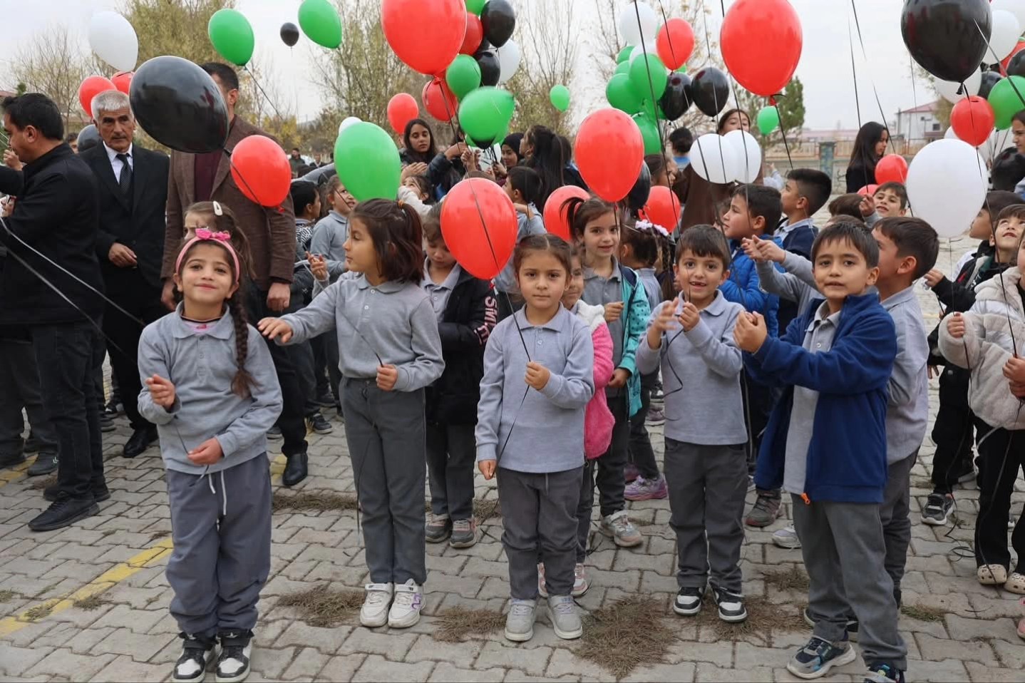 Mevlüt Kılınç’ın Adı Elbistan Selçuklu Ortaokulu’nda Açılan Kütüphanede Yaşatılacak1