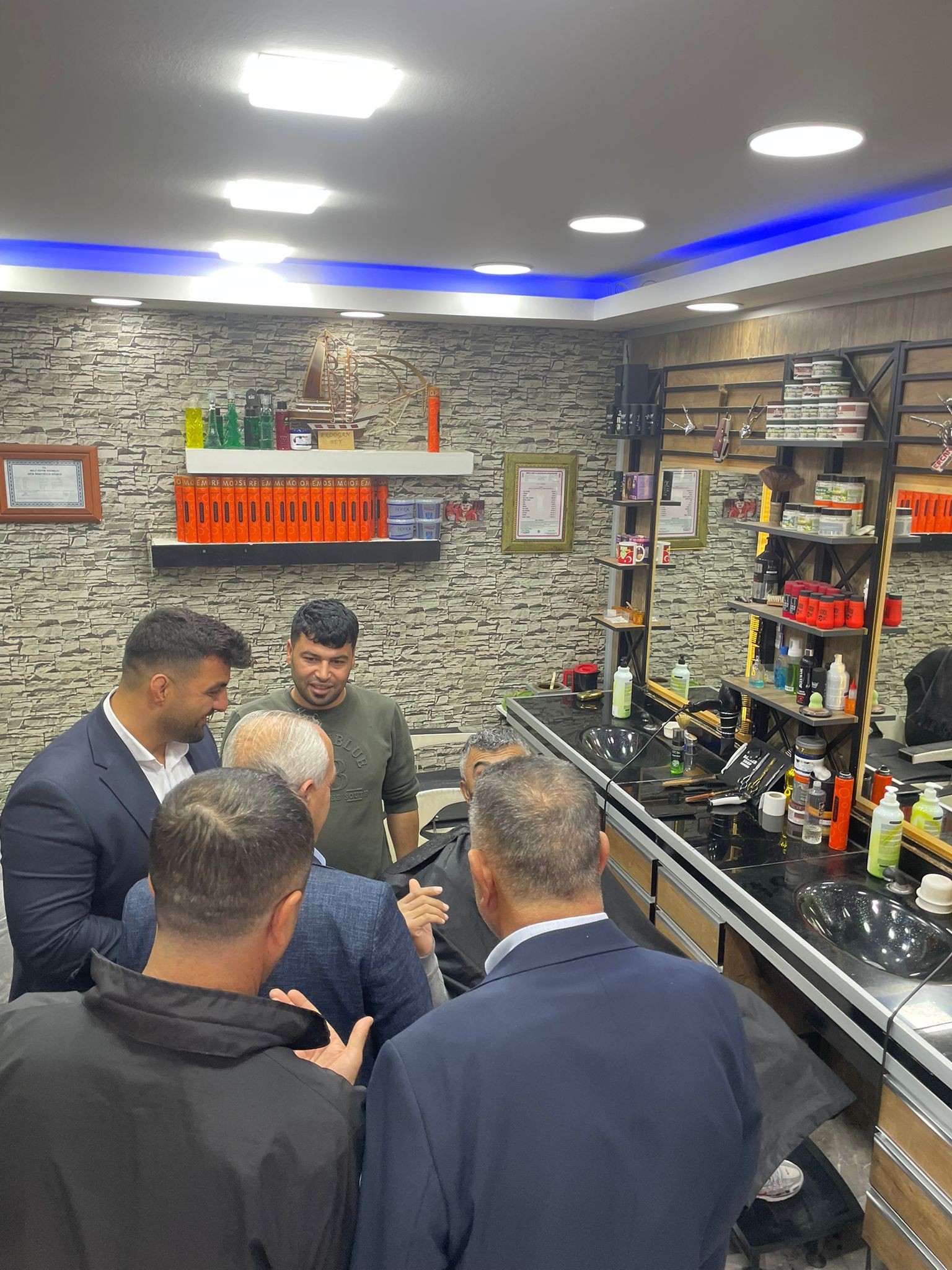 Mhp Afşin İlçe Teşkilatından Berber Esnafına Ziyaret2