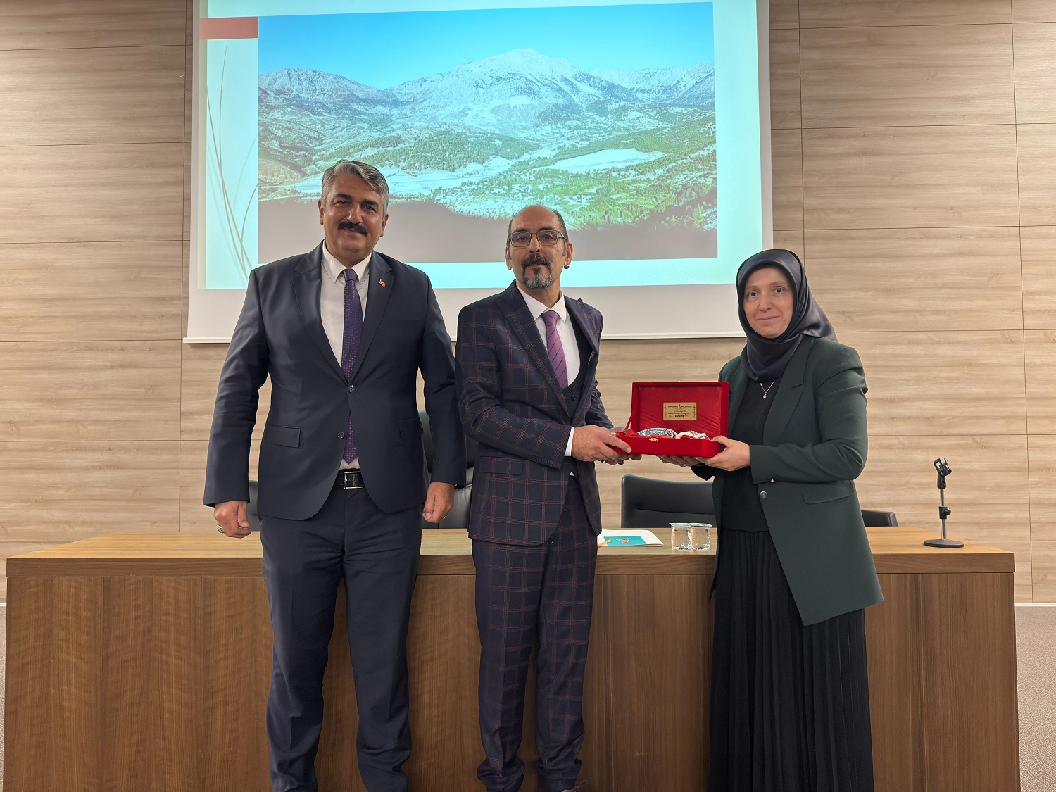 Onikişubat’ın 14 Bin Yıllık Kültürel Mirası Masaya Yatırıldı (2)