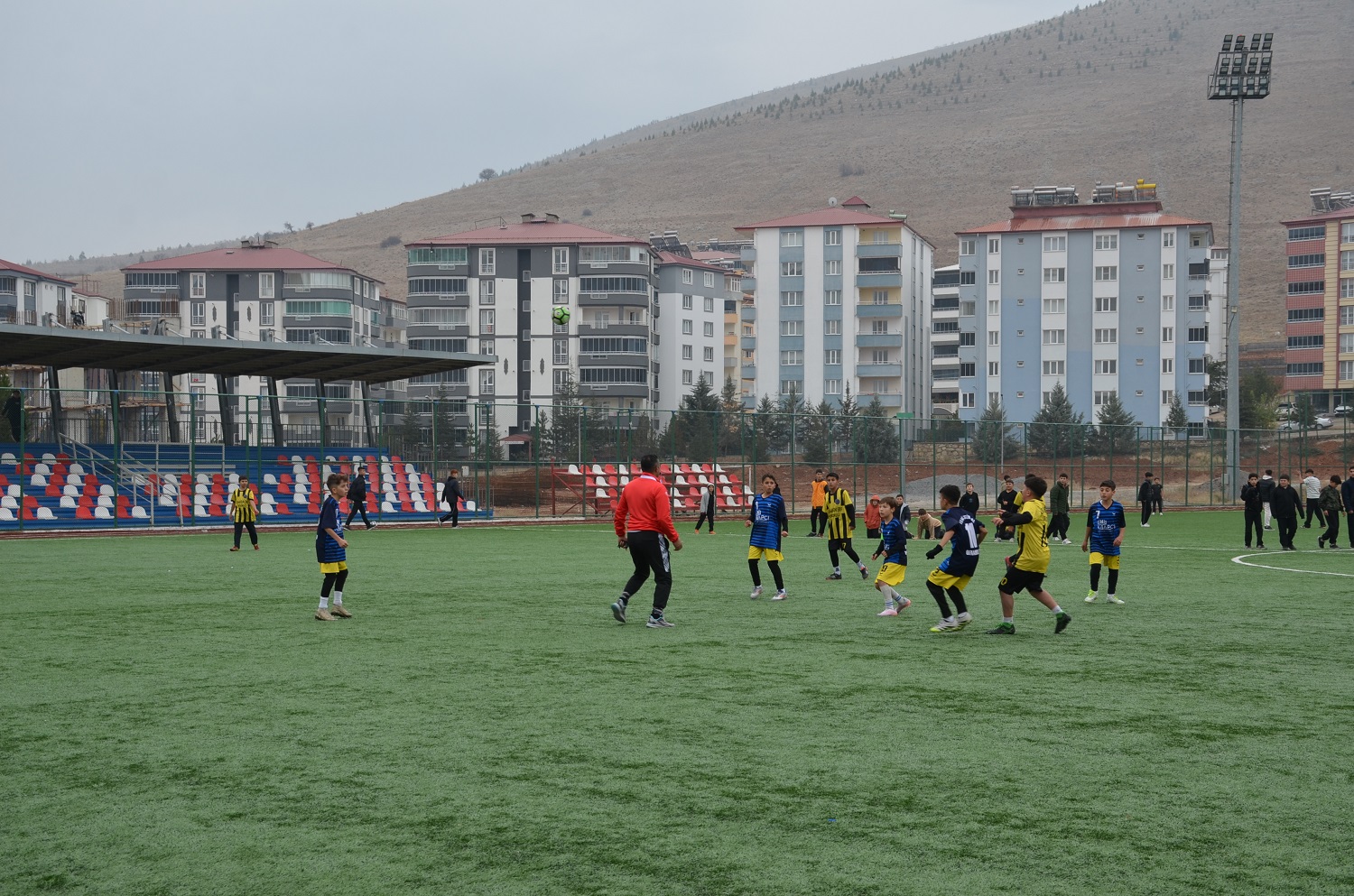 Ortaokul Futbol Turnuvası Şampiyonu Afşin Teaş İstiklal (2)