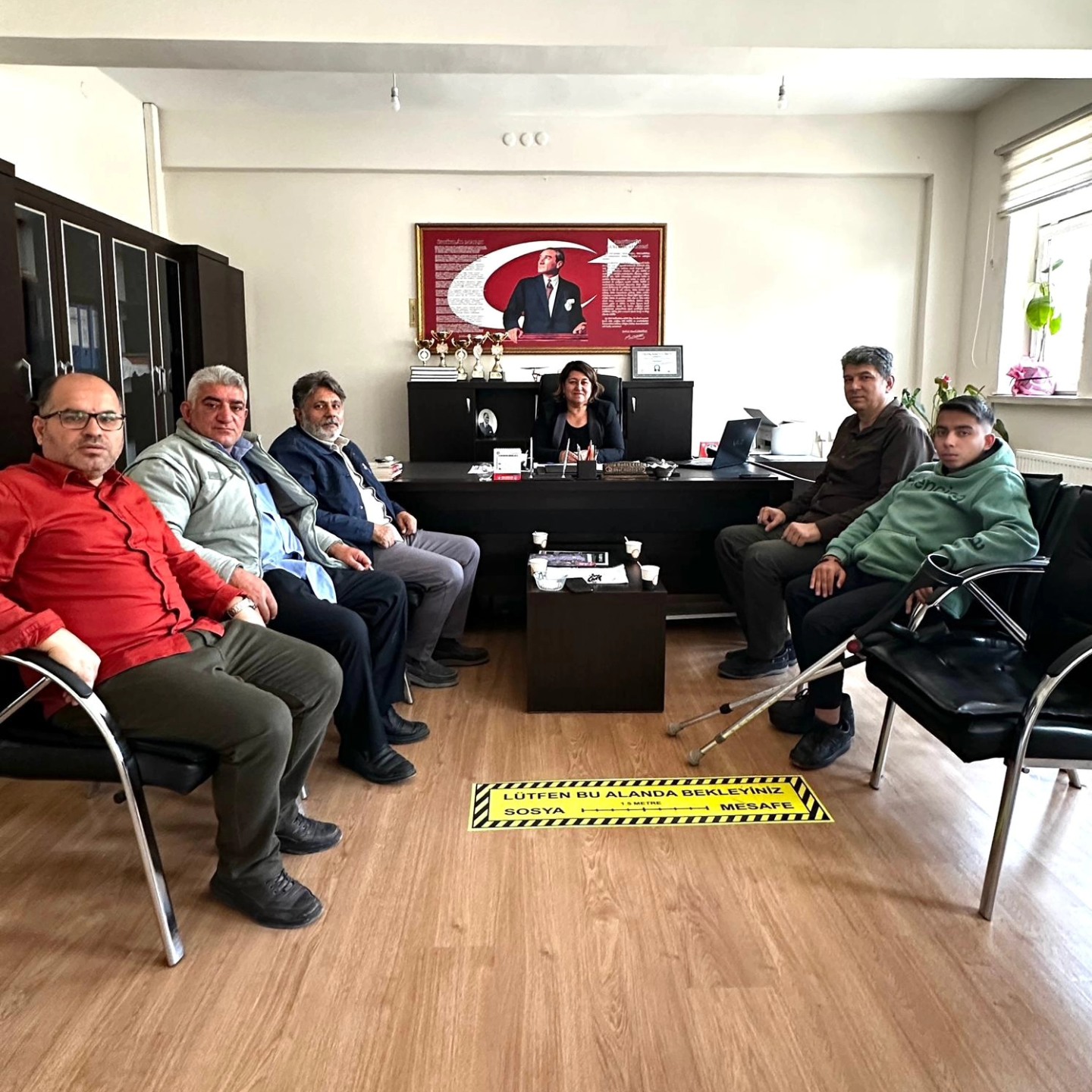 Şehit Öğretmen Erdal Çelebi Anısına Açılan Kütüphaneye Kitap Bağışı