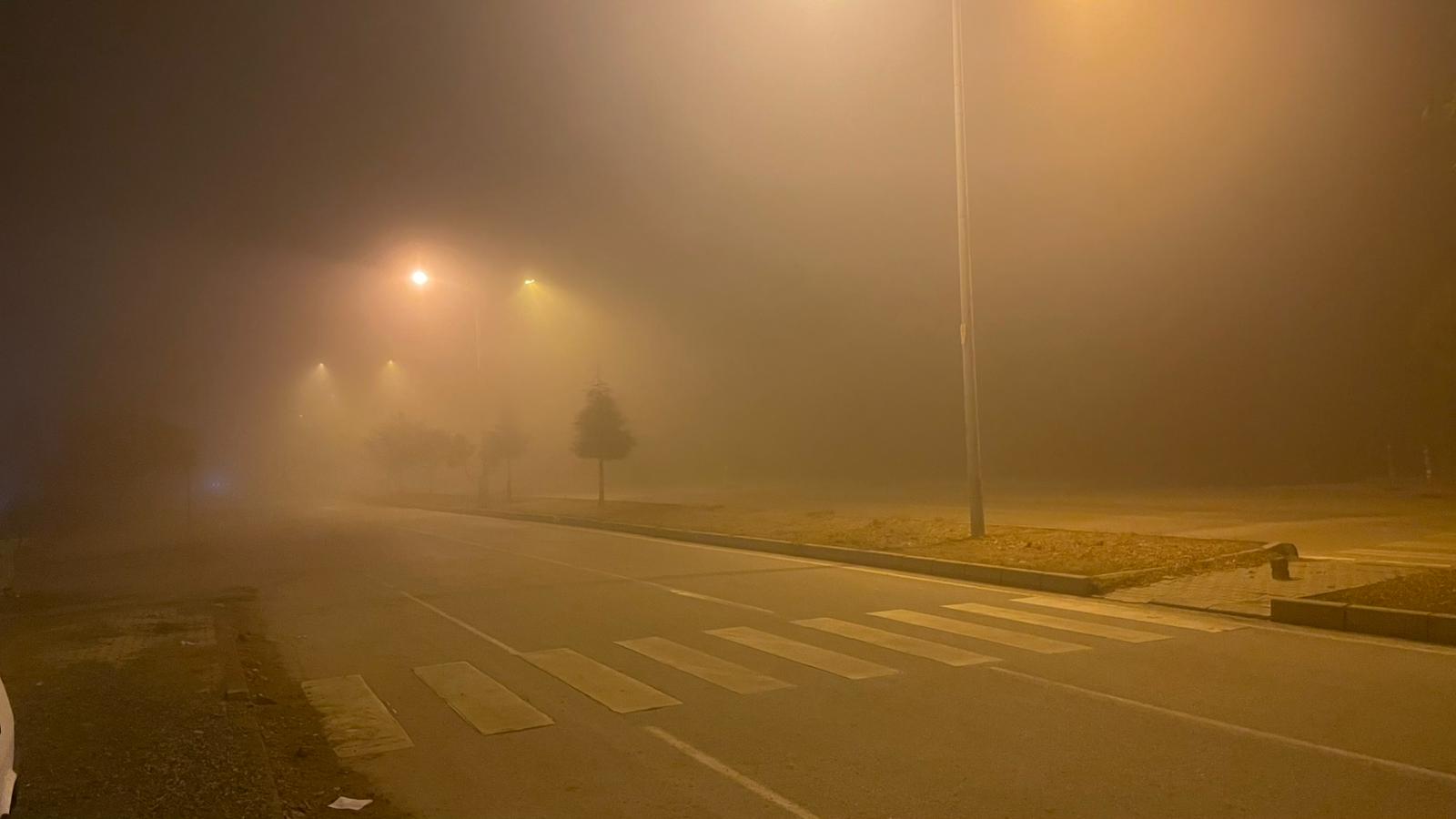 Sürücüler Dikkat! Afşin’de Yoğun Sis Ulaşımı Olumsuz Etkiliyor (4)